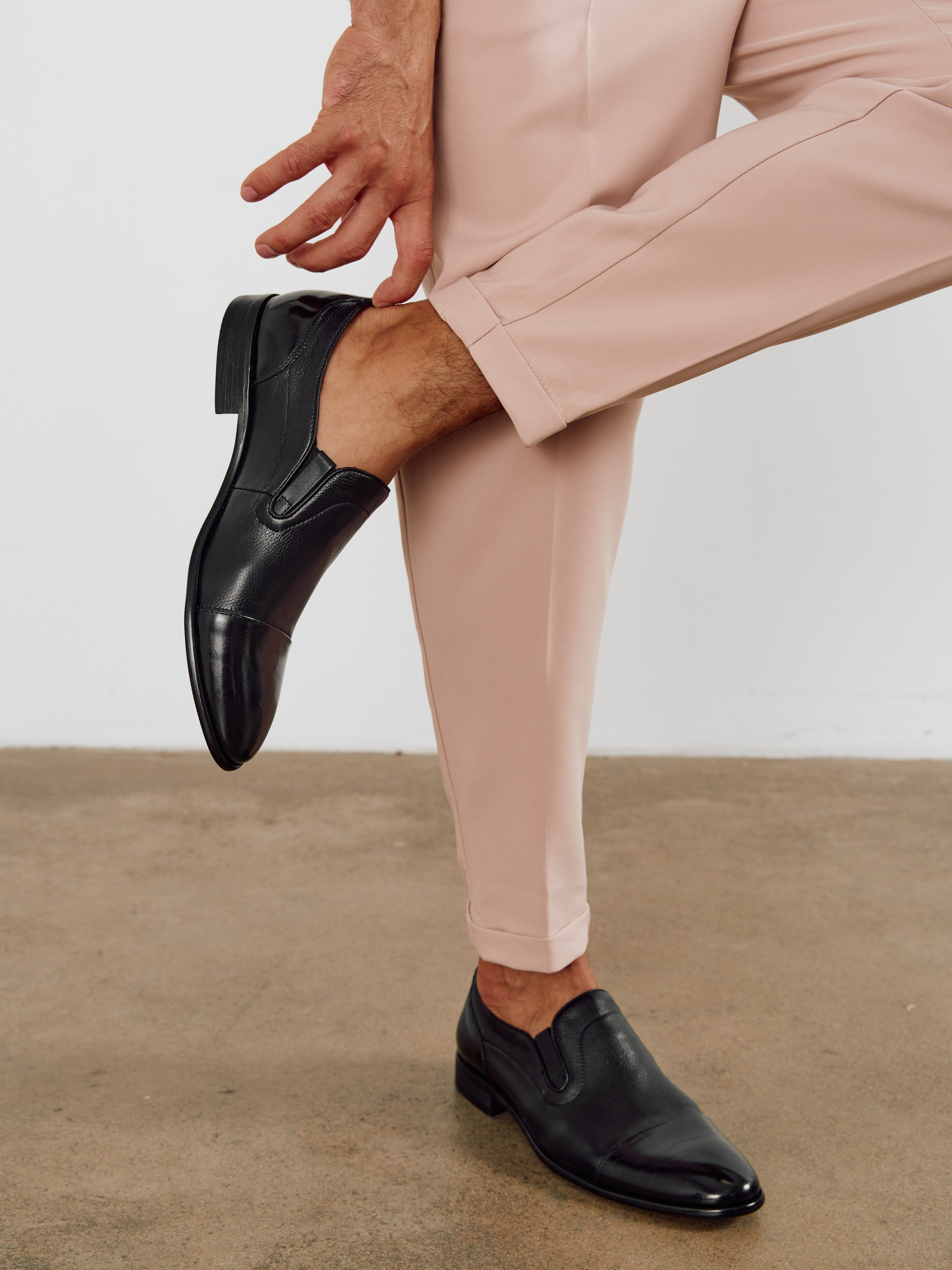 Обувь. Фотограф для маркетплейсов в Москве