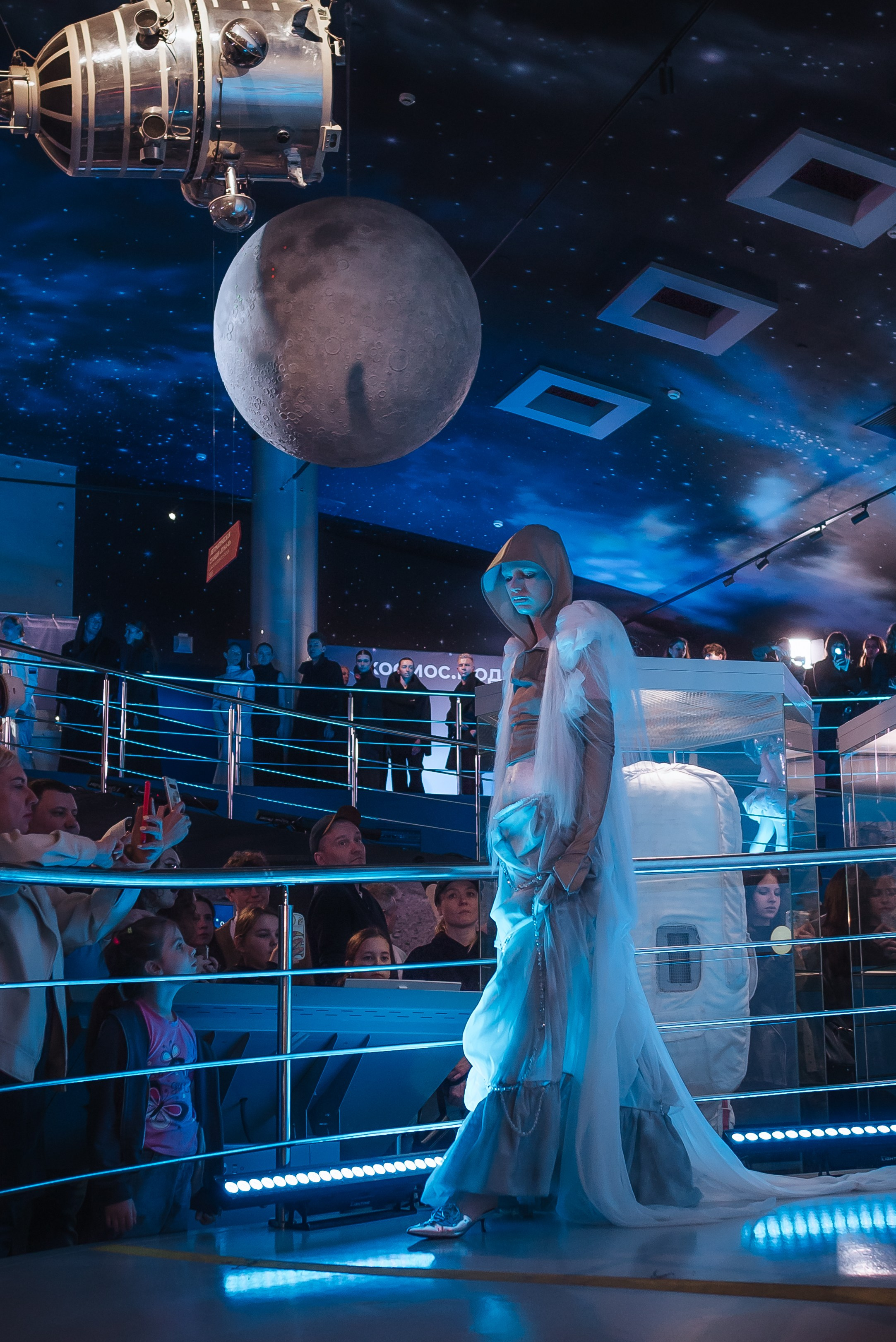 Космос Мода. Фотограф Карина Шарова Москва