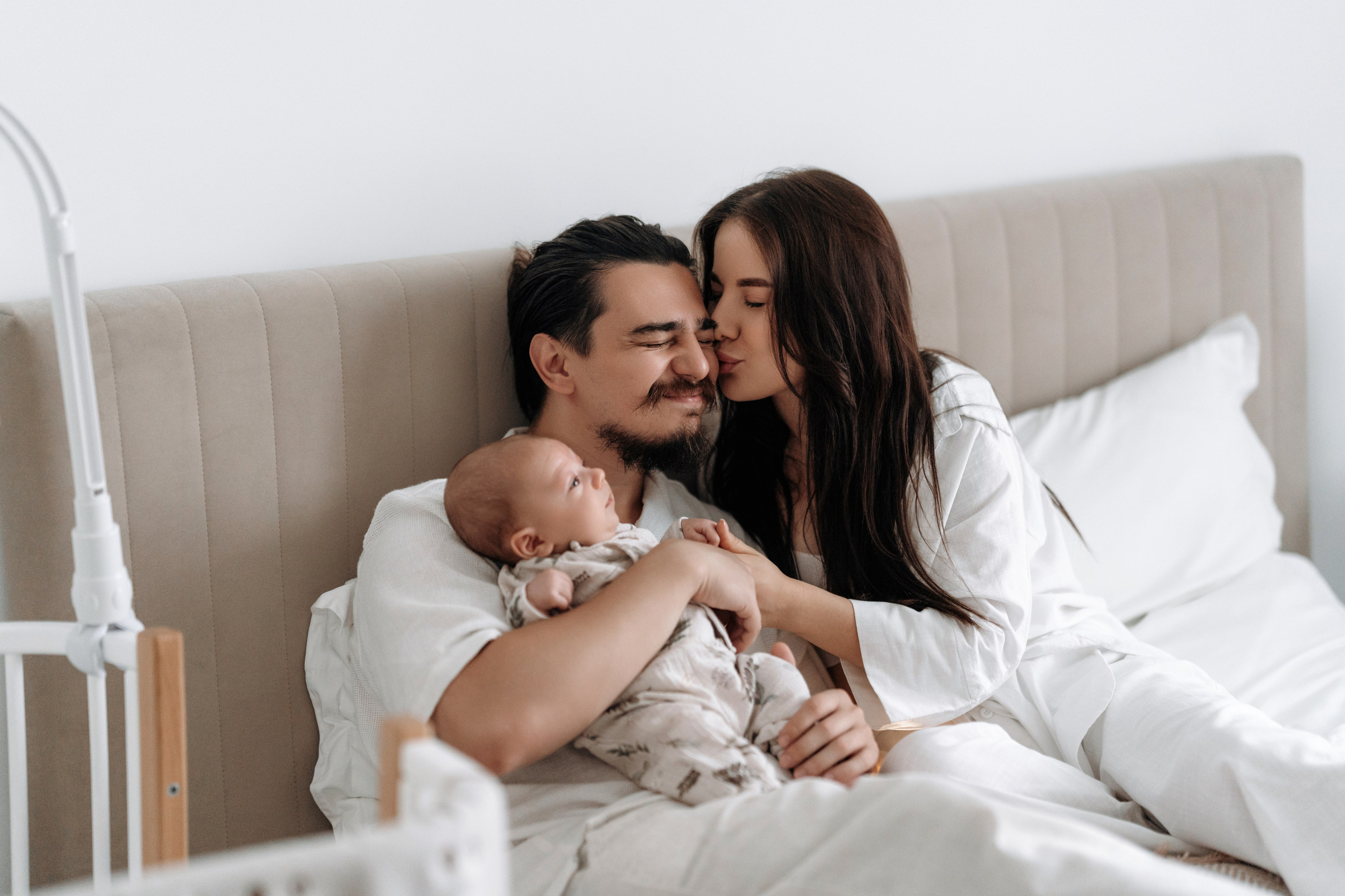 Малыш Марс дома с родителями. Семейный и свадебный фотограф в Ульяновске Арина Авдеева