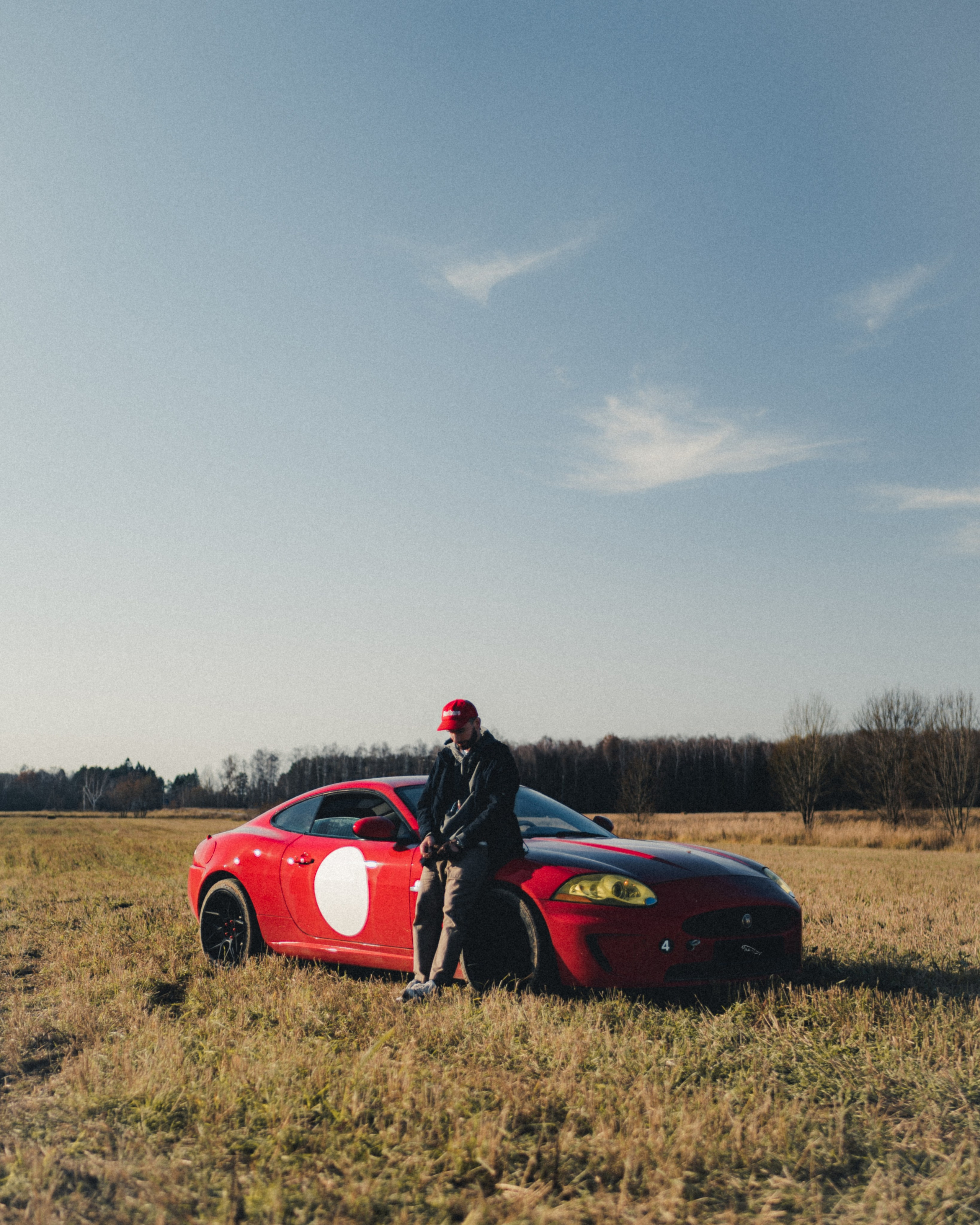 Автомобильная фотосессия Jaguar XK + портрет владельца. Фотограф Илья К. в Москве