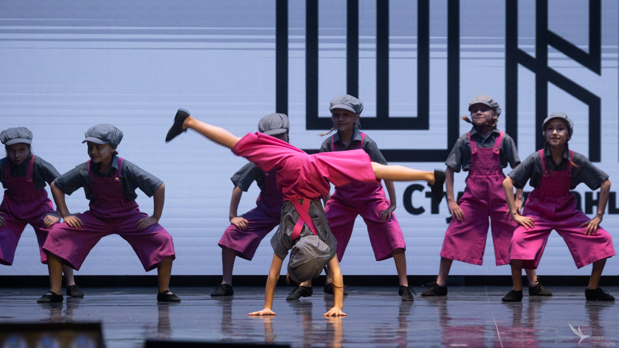 Шаг. Репортажный фотограф в Казани Павел Серпокрылов