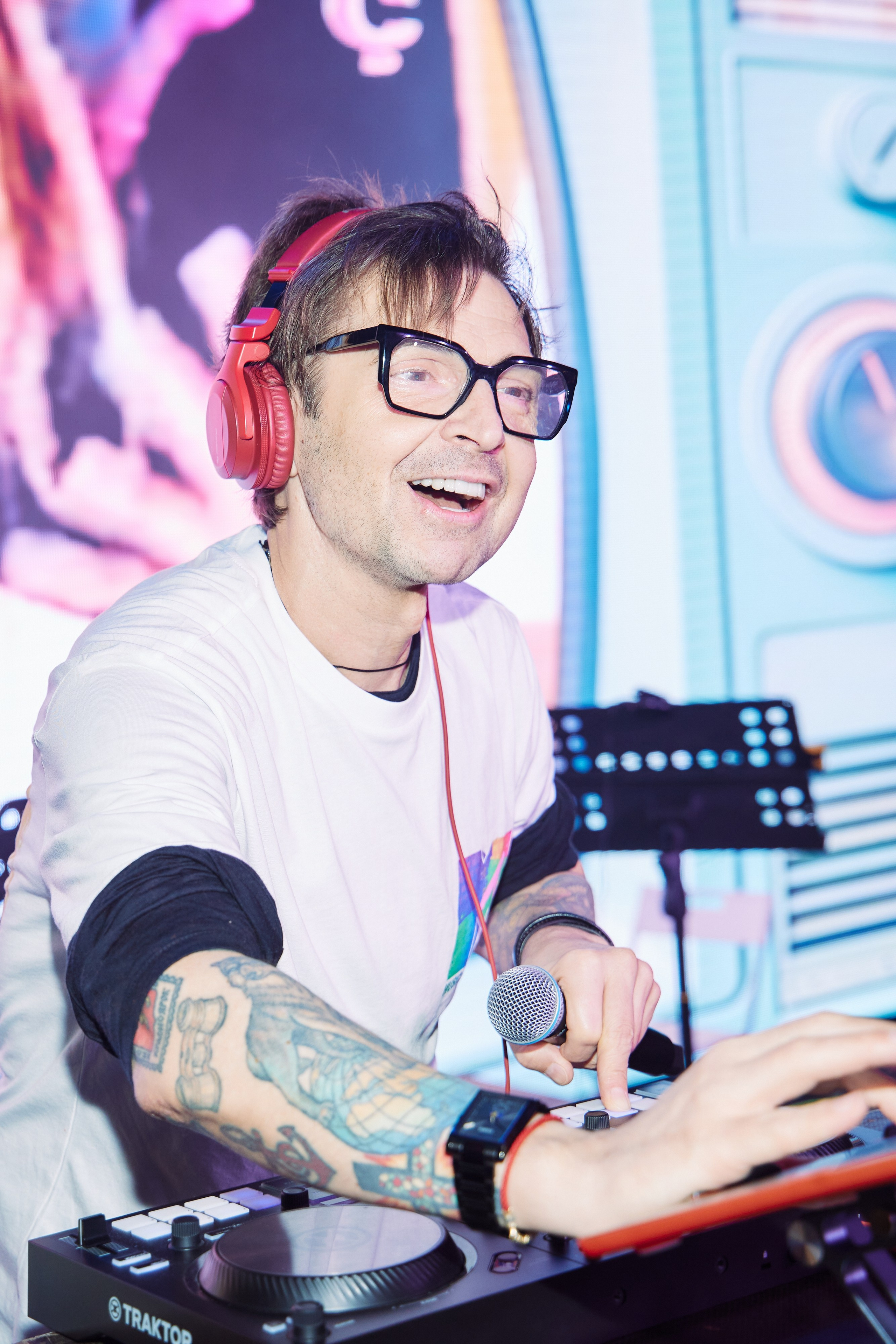 Cava MTV Hits. Reportage photographer Vlad Shishkin