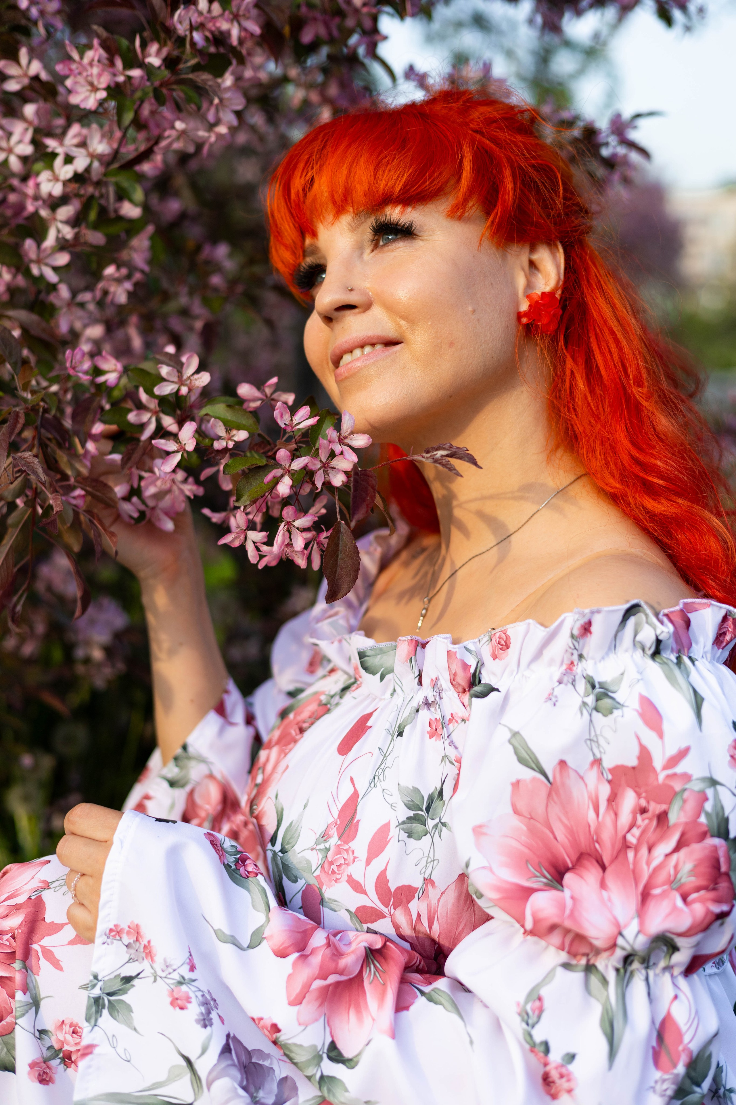 Алена. Цветение яблони. Портретный фотограф Панферова Регина г. Санкт-Петербург, г. Казань