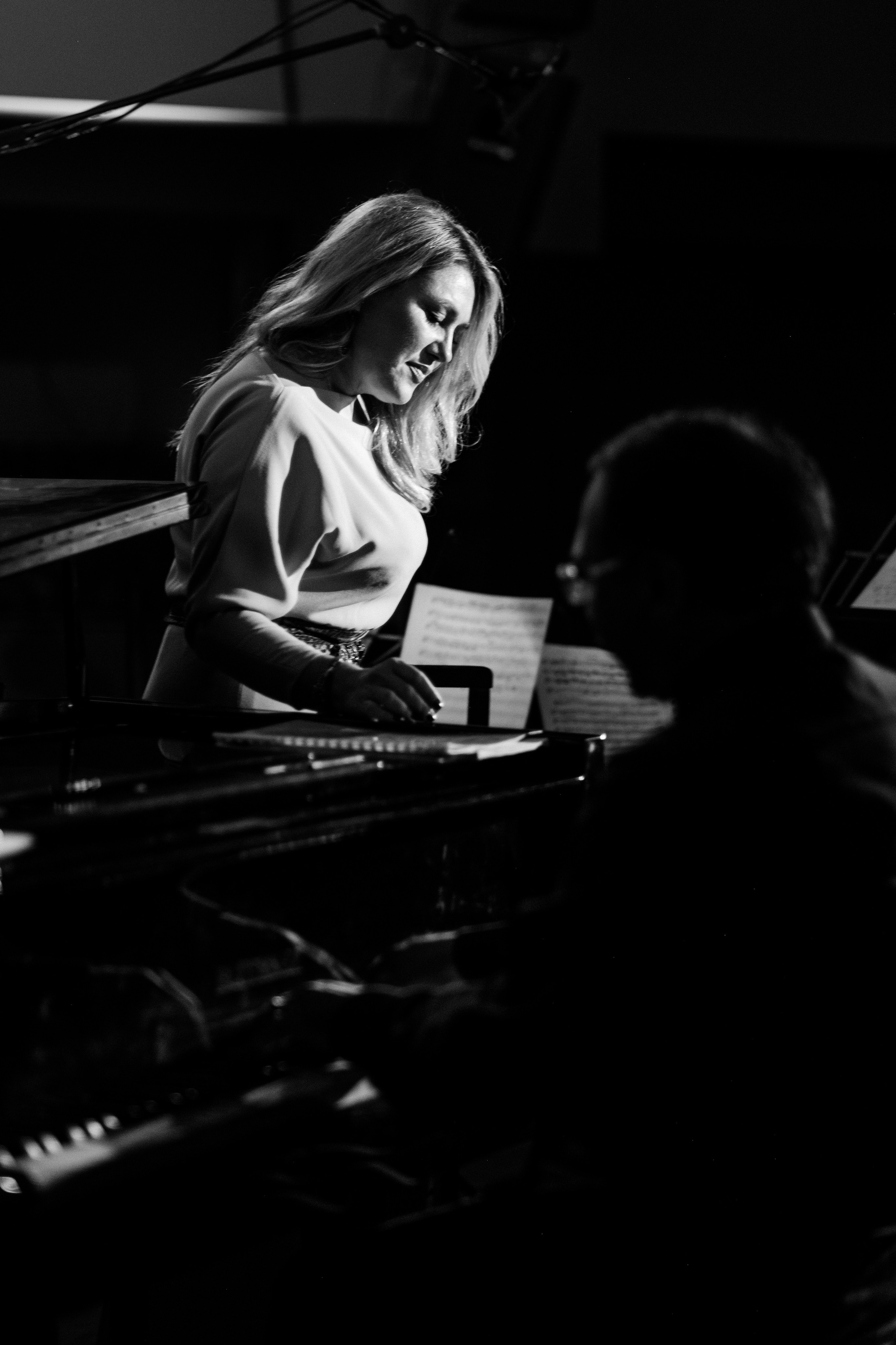 Концертный фотограф Виктор Гагарин. Снимаю крутые концерты в Сибири. Профессиональный фотограф Виктор Гагарин — Промышленная, Event, Портретная, Репортажная съемка в Новокузнецке, Кемерово, Новосибирске