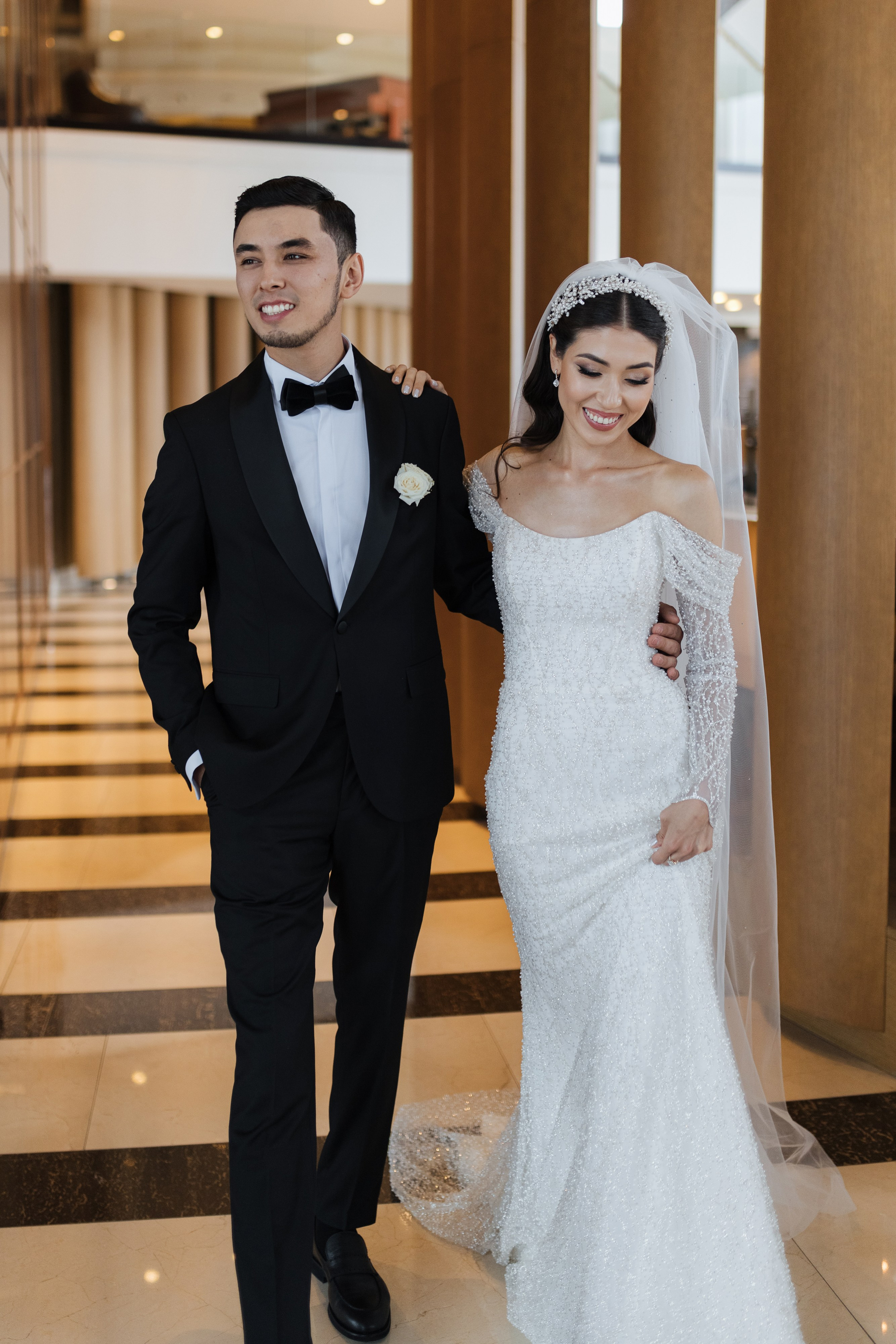 Акрам и Азиза