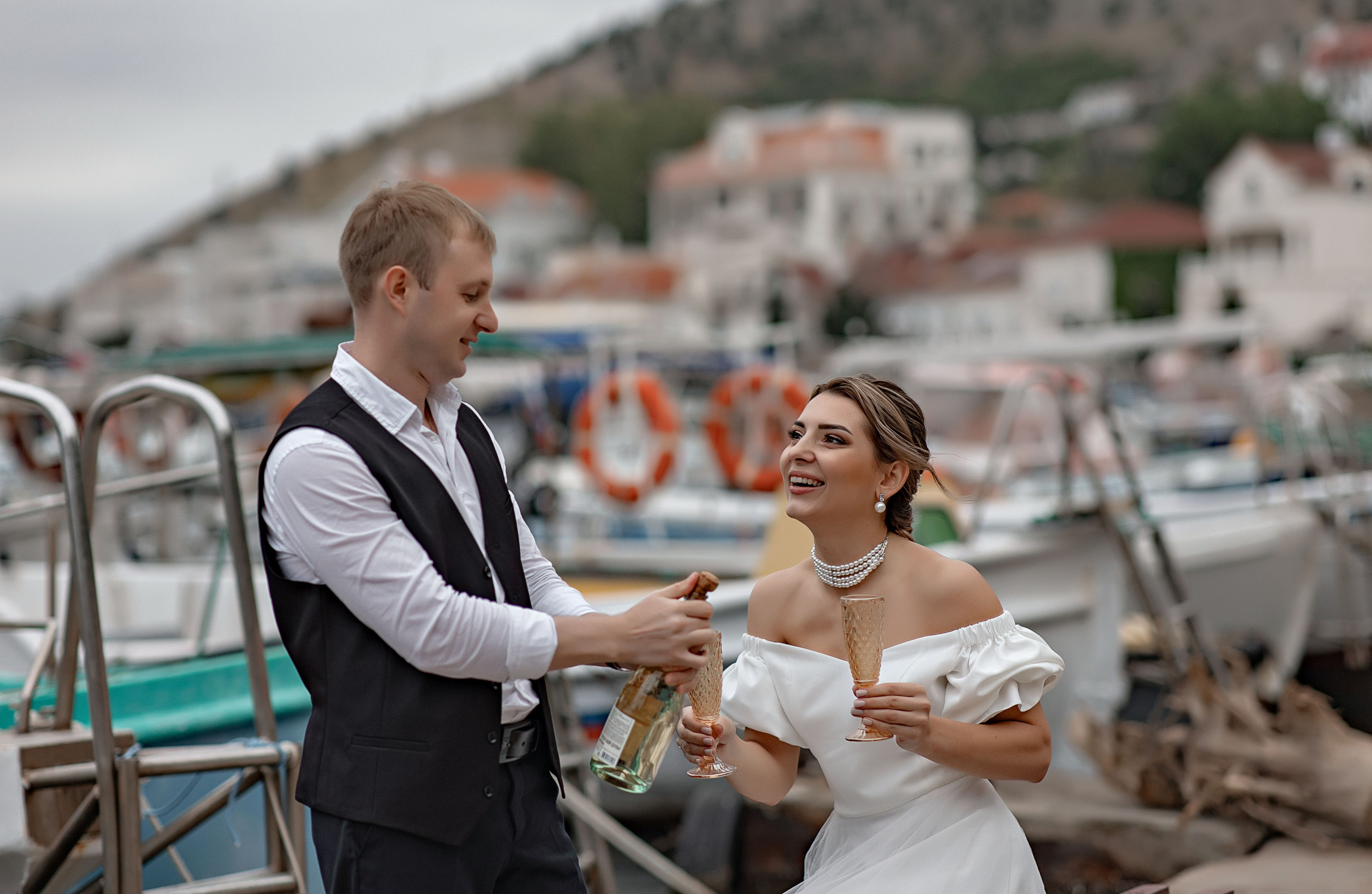 Свадьба для двоих. Фотограф-стилист Крым Прокат одежды в Крыму. Фотосессии в Крыму