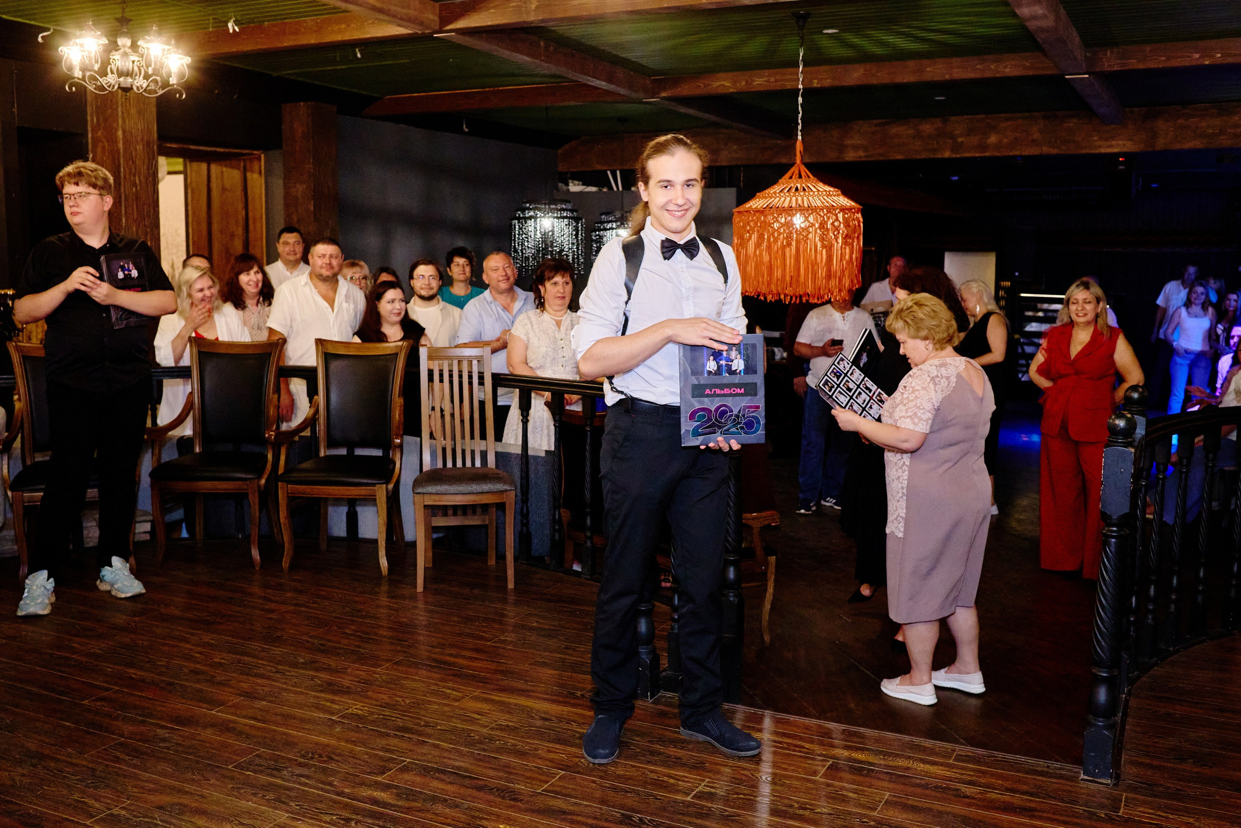 Выпускной 35 Сош. Фотограф Выпускные альбомы Таганрог Сергей Коробченко