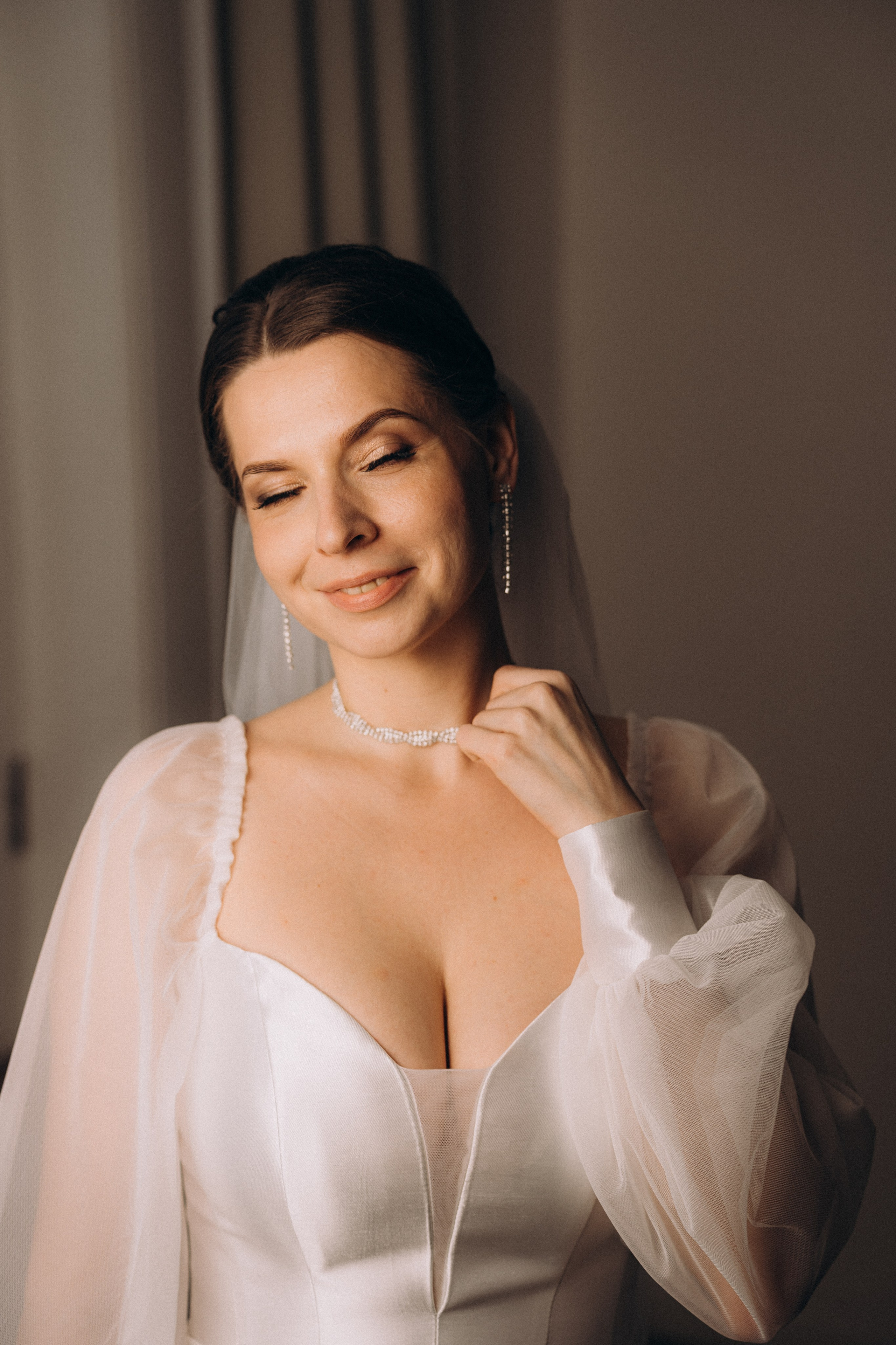 СВАДЕБНАЯ СЬЕМКА ВО ВТОРОМ ДВОРЦЕ (ДЕКАБРЬ) ТАКЖЕ СЬЕМКА В СТУДИИ НА ЧЕРНЫШЕВСКОЙ. Профессиональный фотограф, Санкт-Петербург — Виктория Богомолова