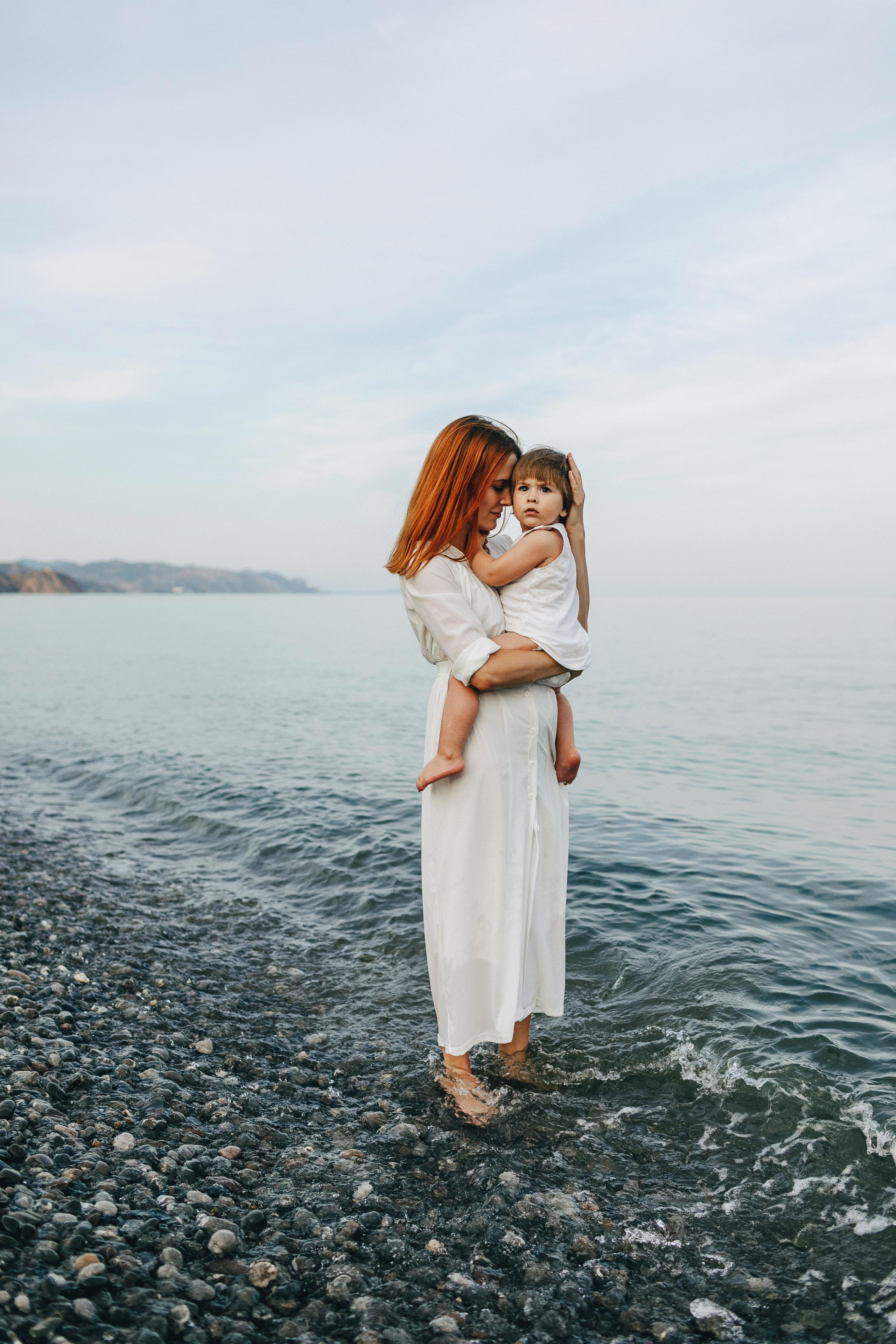 Крым, прогулка семьи у моря. Крым фото, отдых Крым, Севастополь фото, Свадьба фото, Олег Горбатко