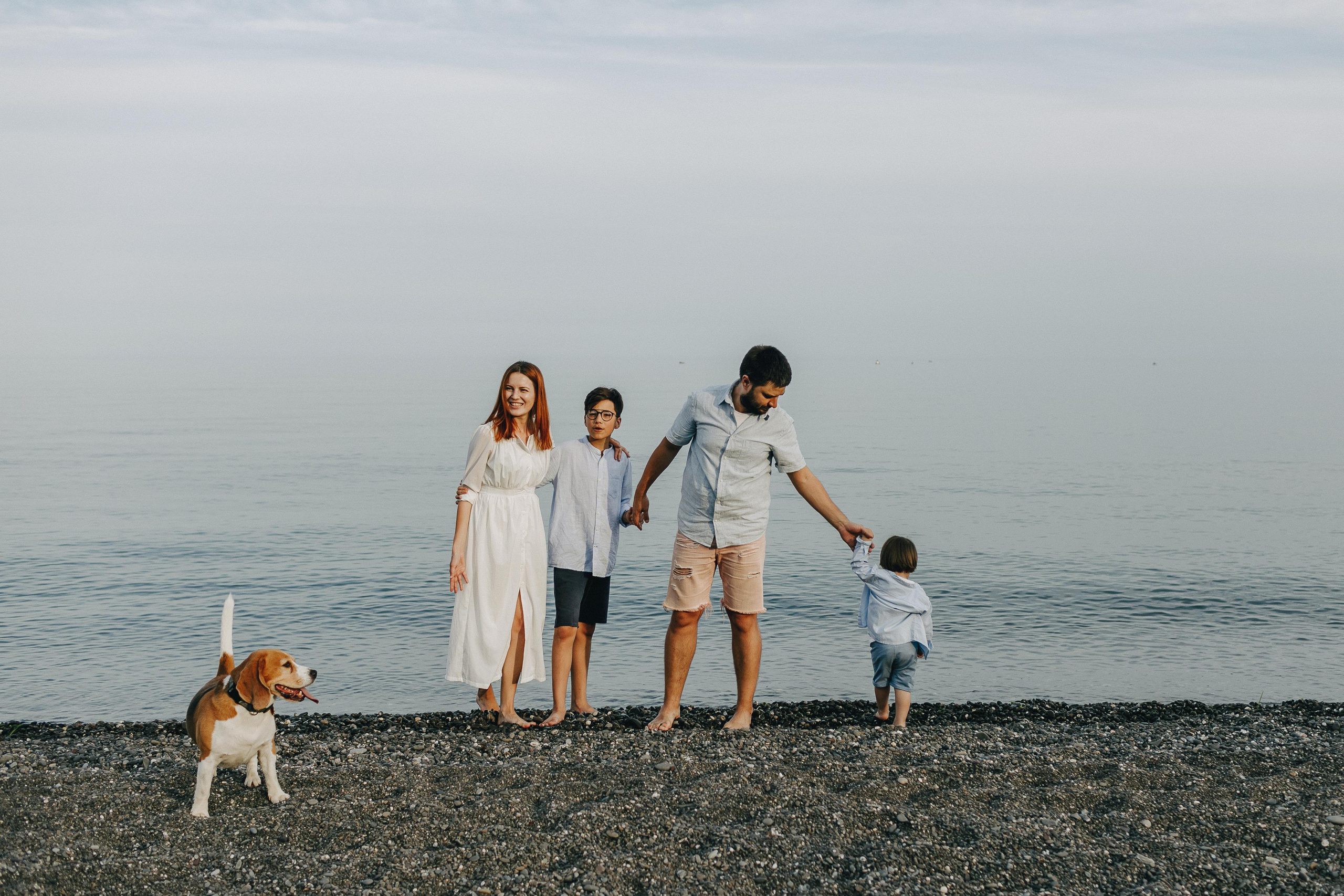 Крым, прогулка семьи у моря. Крым фото, отдых Крым, Севастополь фото, Свадьба фото, Олег Горбатко