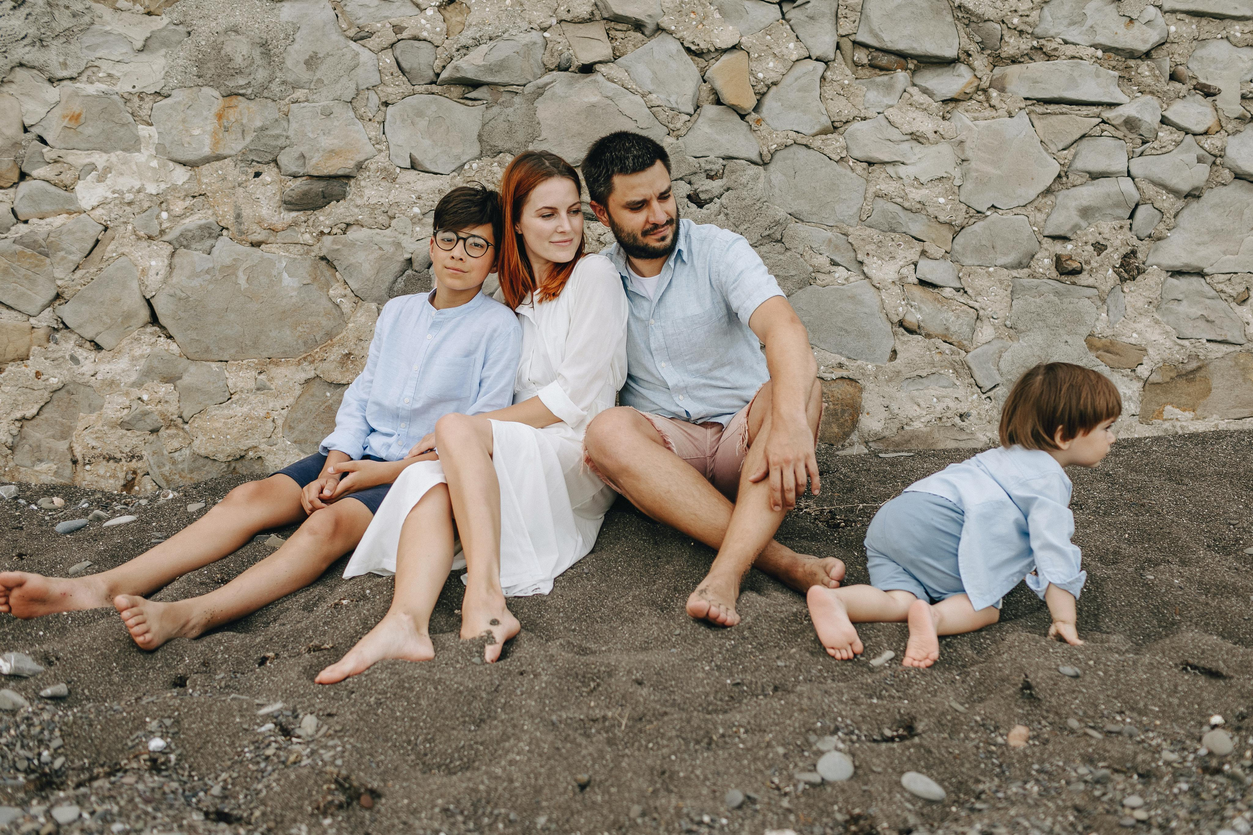 Крым, прогулка семьи у моря. Крым фото, отдых Крым, Севастополь фото, Свадьба фото, Олег Горбатко