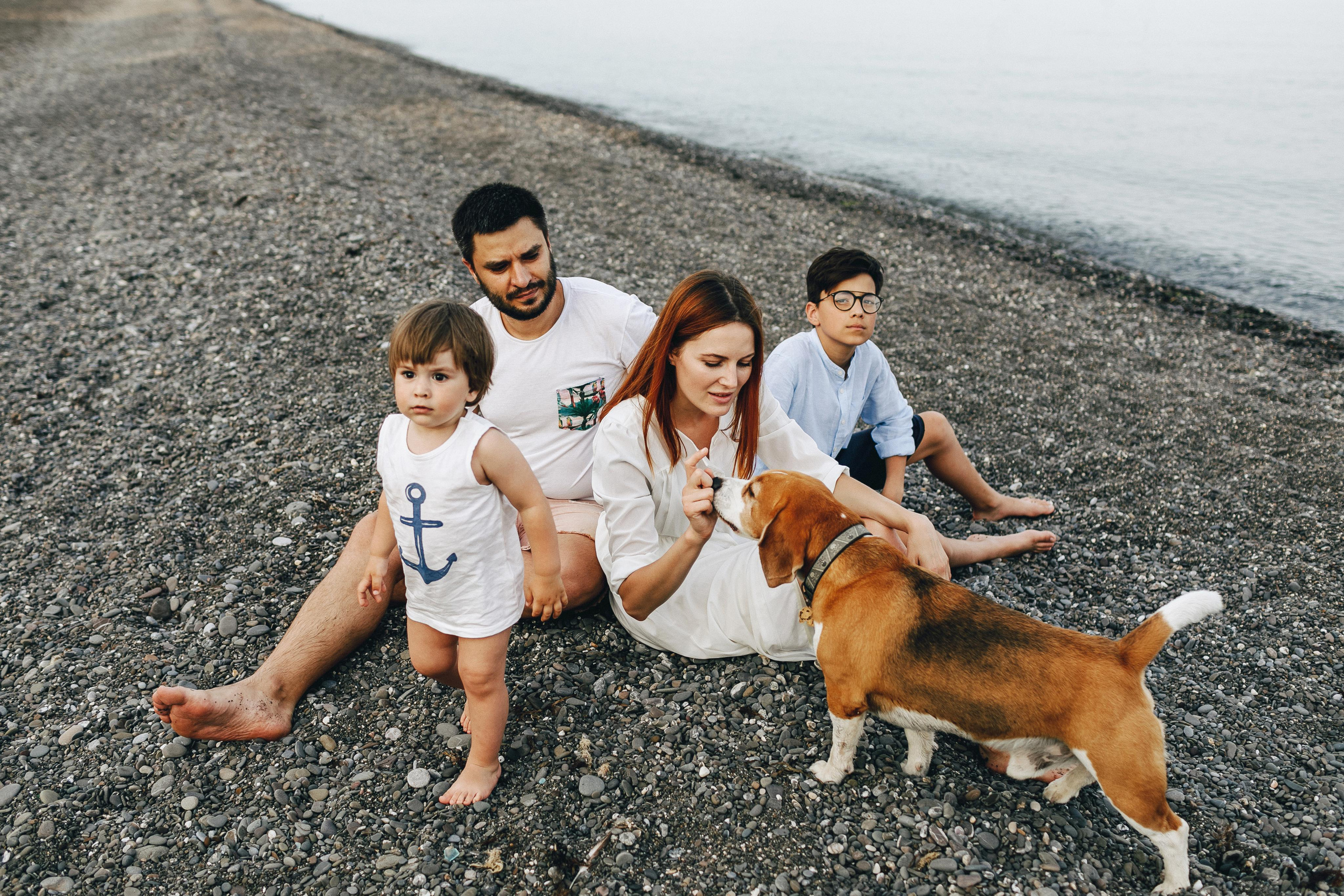 Крым, прогулка семьи у моря. Крым фото, отдых Крым, Севастополь фото, Свадьба фото, Олег Горбатко