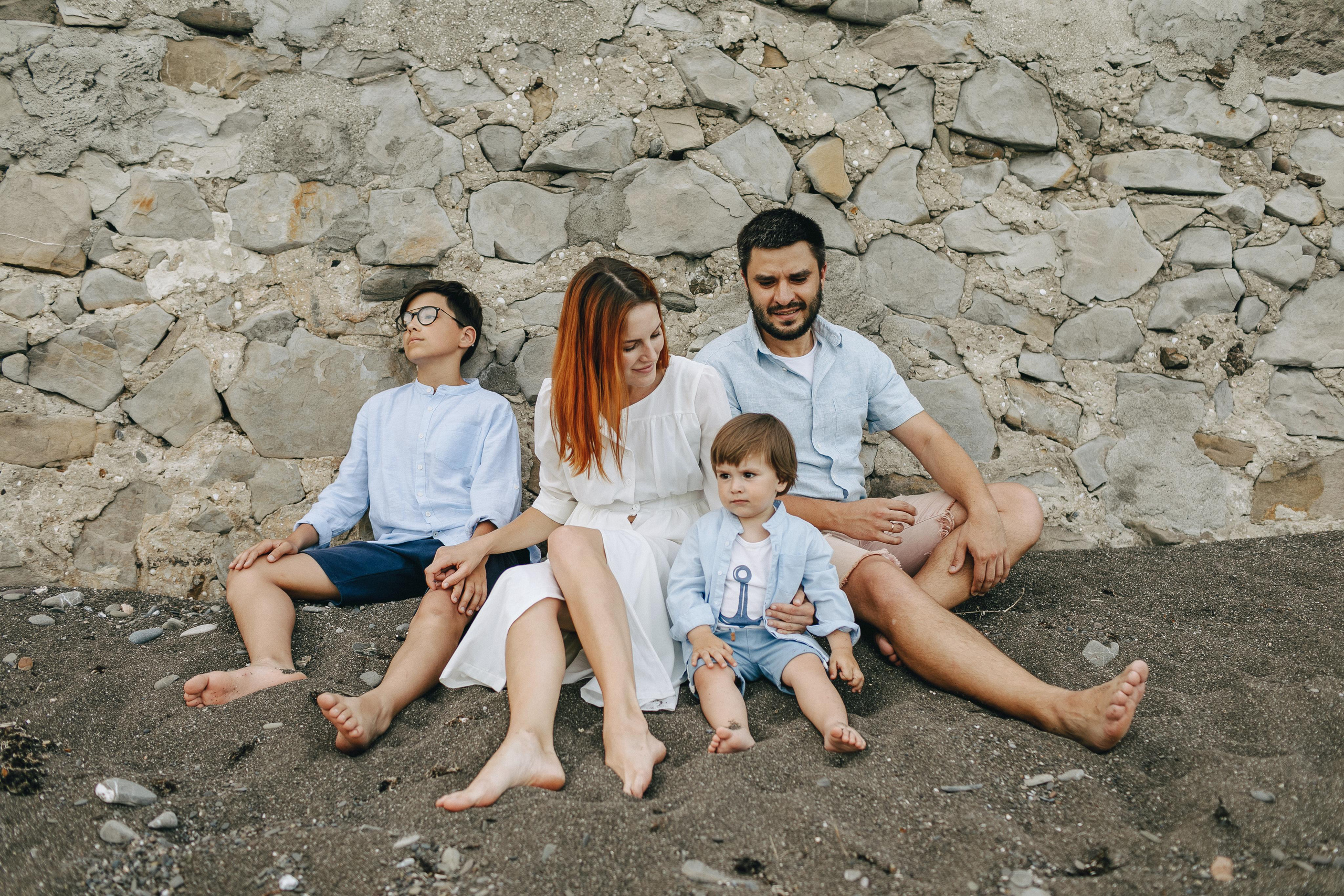 Крым, прогулка семьи у моря. Крым фото, отдых Крым, Севастополь фото, Свадьба фото, Олег Горбатко