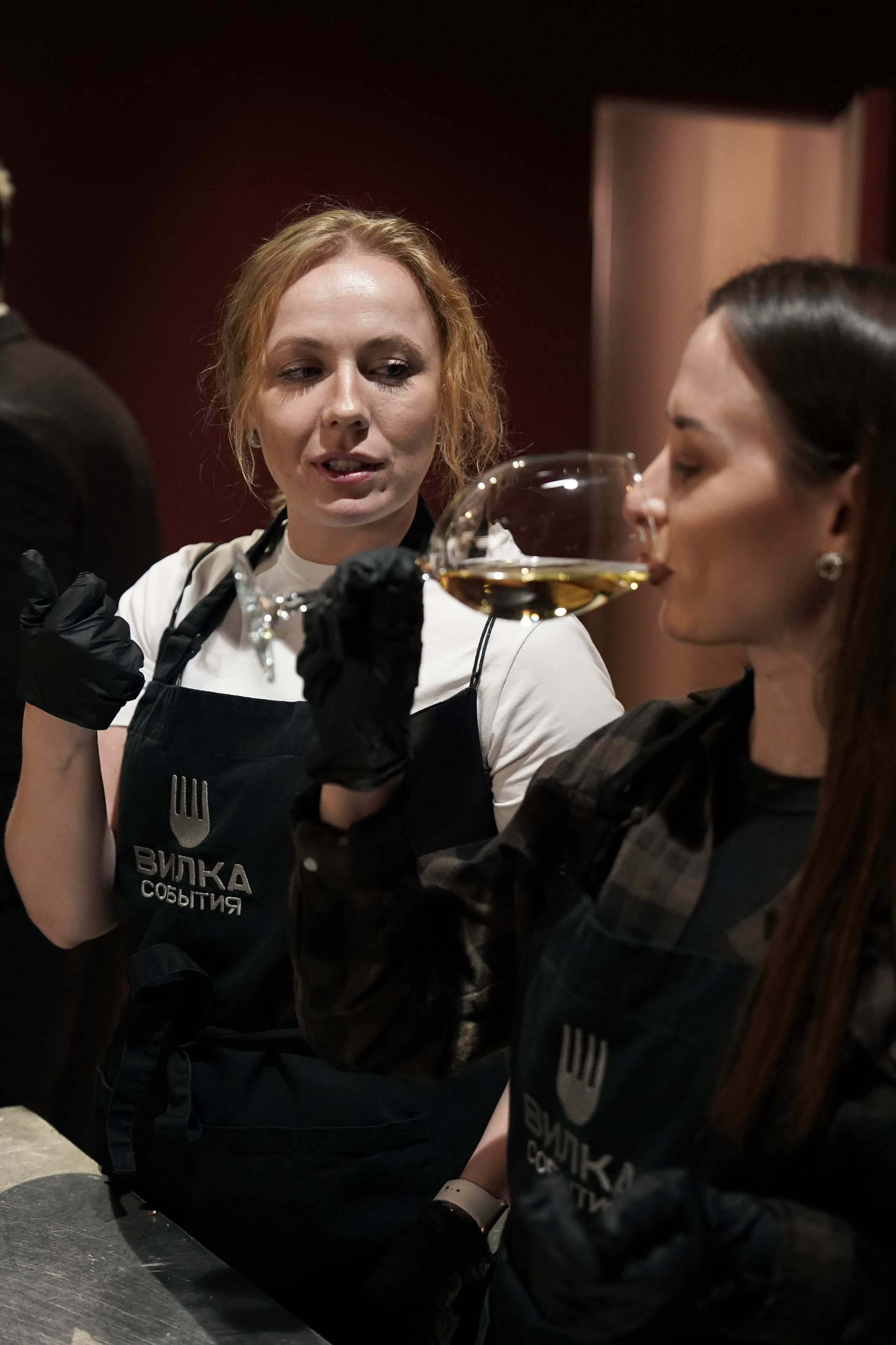 Винное казино в кулинарной студии Вилка. Фотограф с психологическим образованием