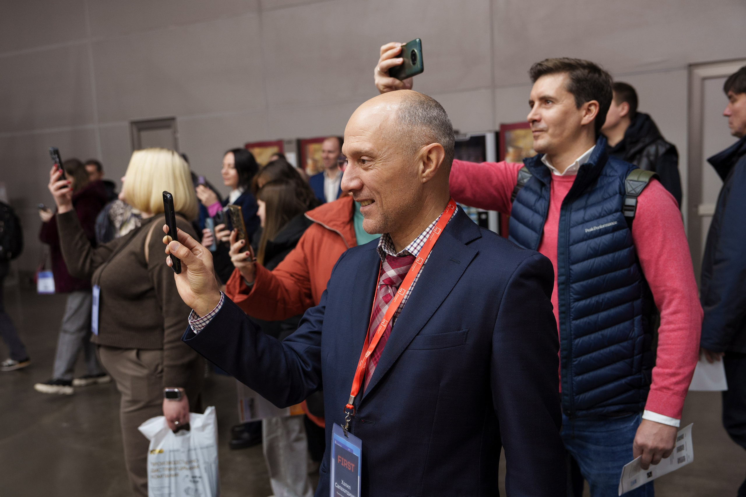 HELI. Стенд в Крокус Экспо. Фотограф Саша Блюз