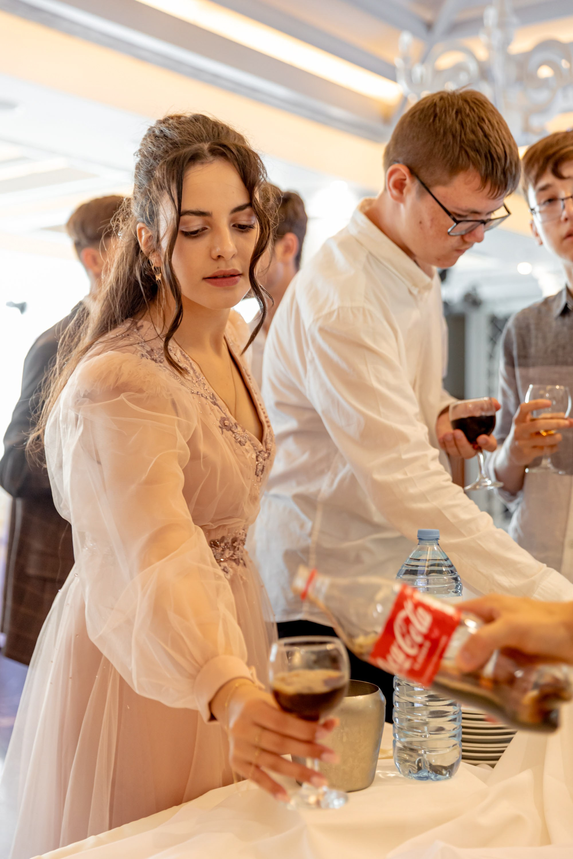 Фотосъёмка школьного выпускного в ресторане. Фотограф на праздник, корпоратив, День Рождения и Юбилей в г. Санкт-Петербурге Алексей Анкушев