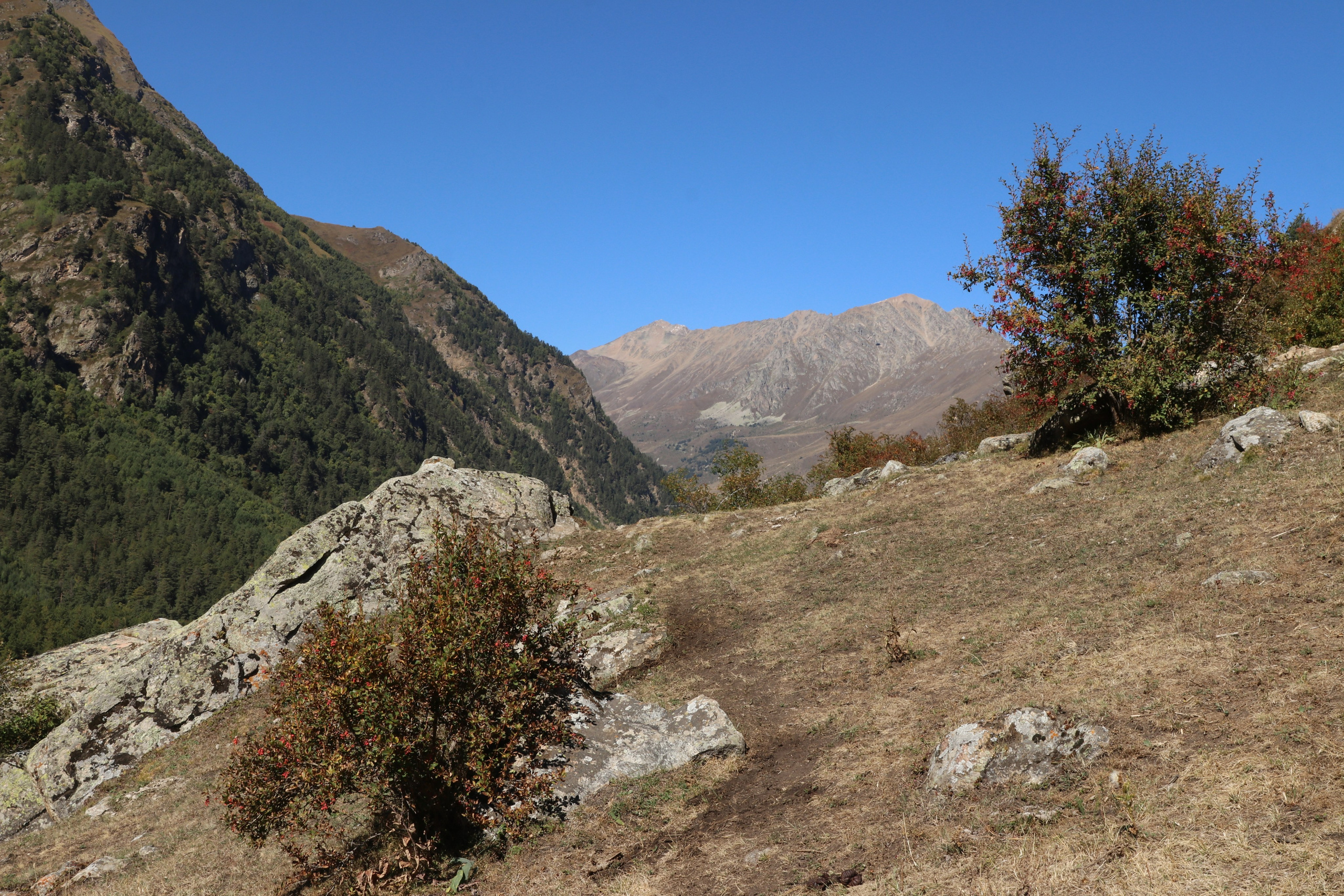 Приэльбрусье. Сентябрь 2023. Путешественник-фотограф из Санкт-Петербурга Татьяна Свистулина
