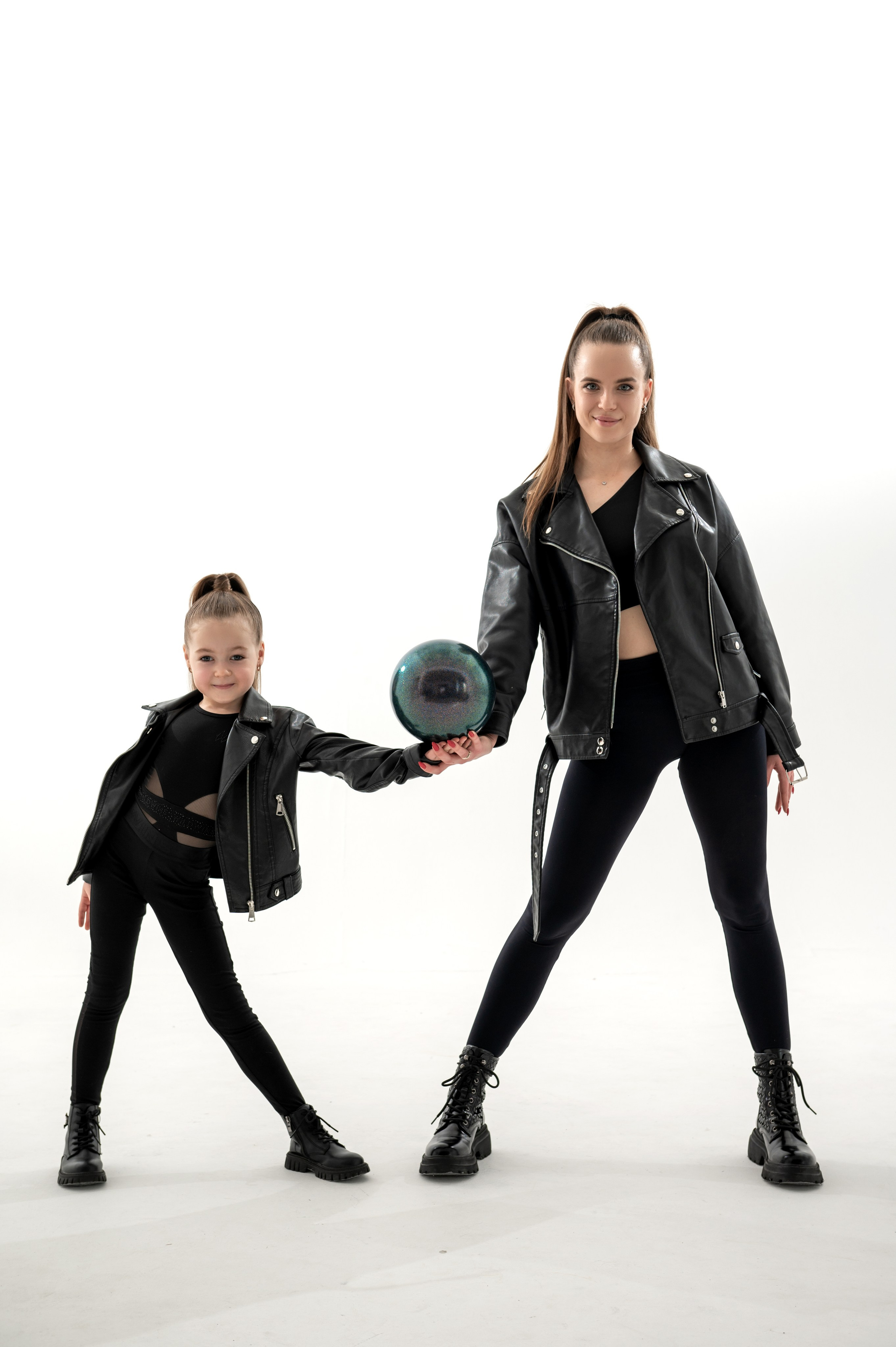 Саша и&nbsp;тренер Вика