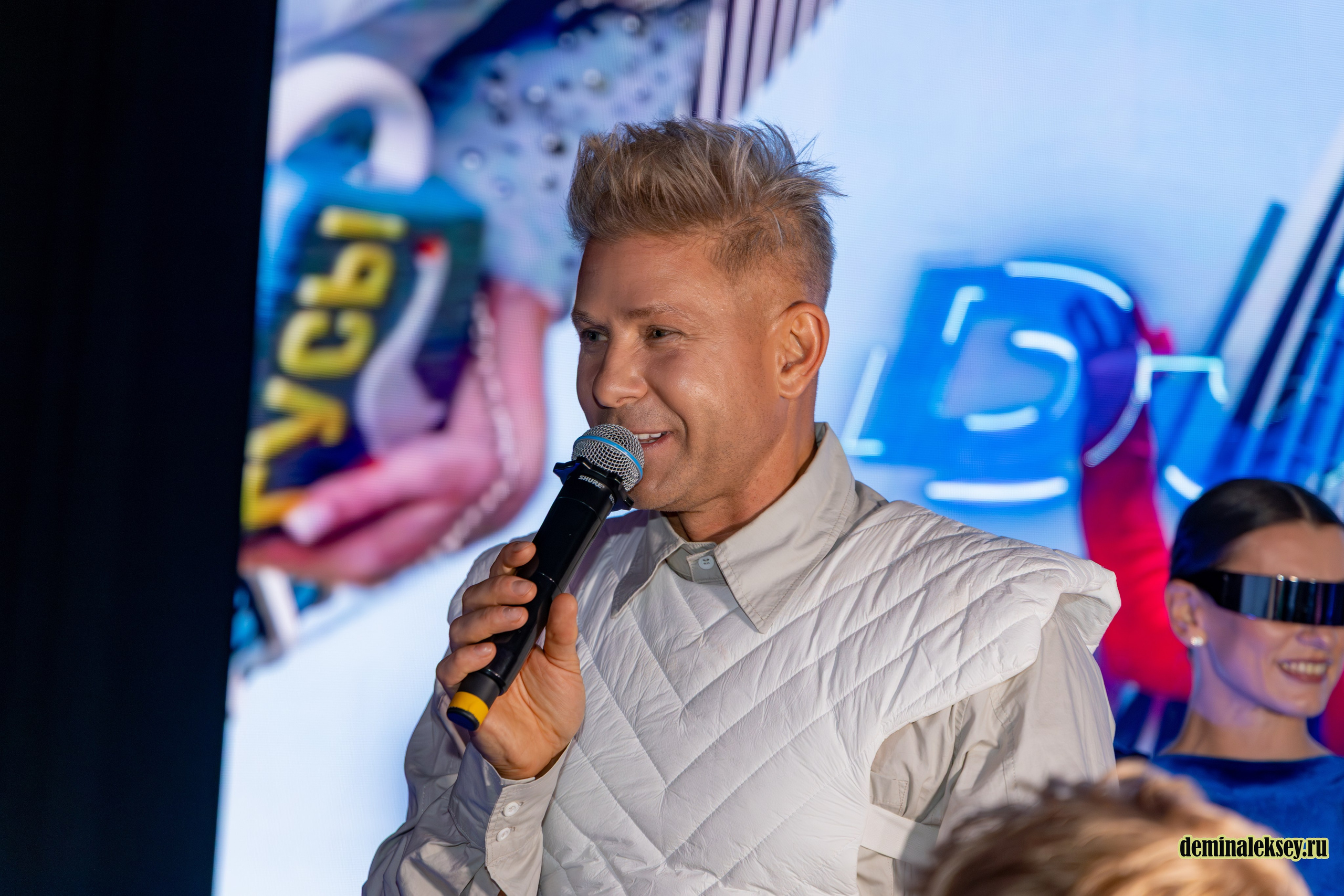 Презентация тура Мити Фомина — Артист. Репортажный, семейный и студийный фотограф в Москве Демин Алексей