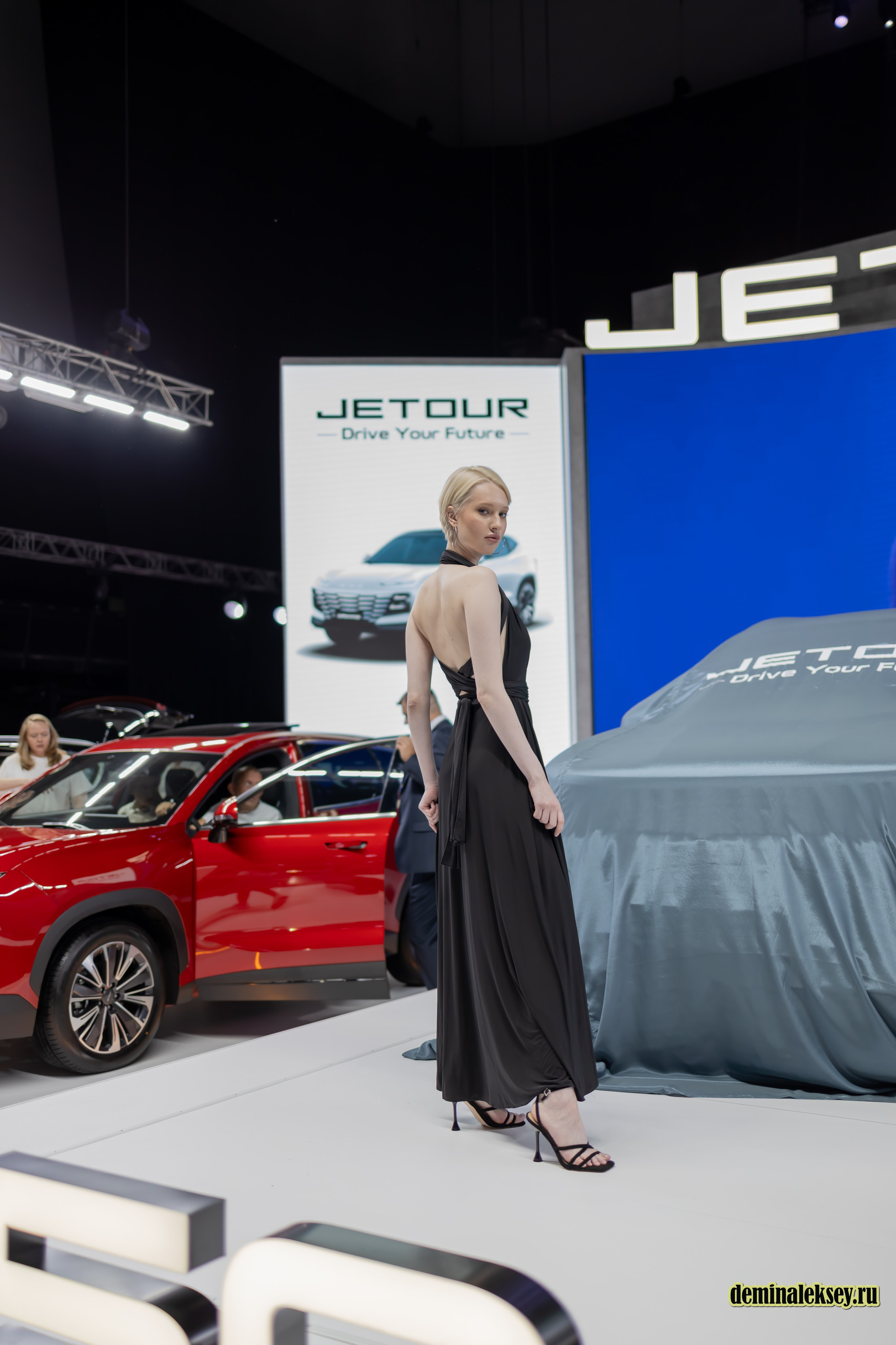 Chinese Motor Show 2024. Репортажный, семейный и студийный фотограф в Москве Демин Алексей