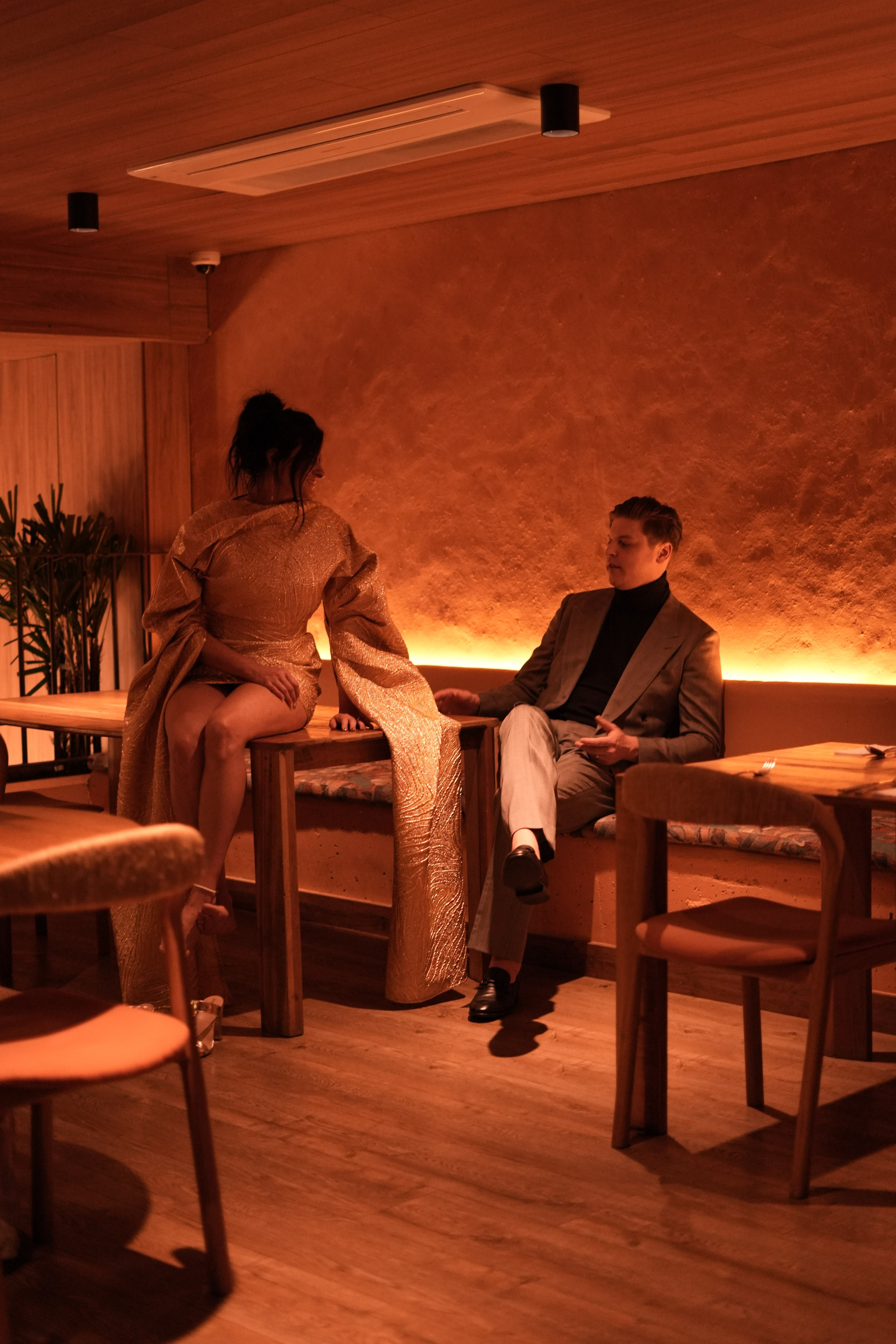 Olivia and Zack / 1 wedding day. Wedding Photographer in Barcelona and Medellin