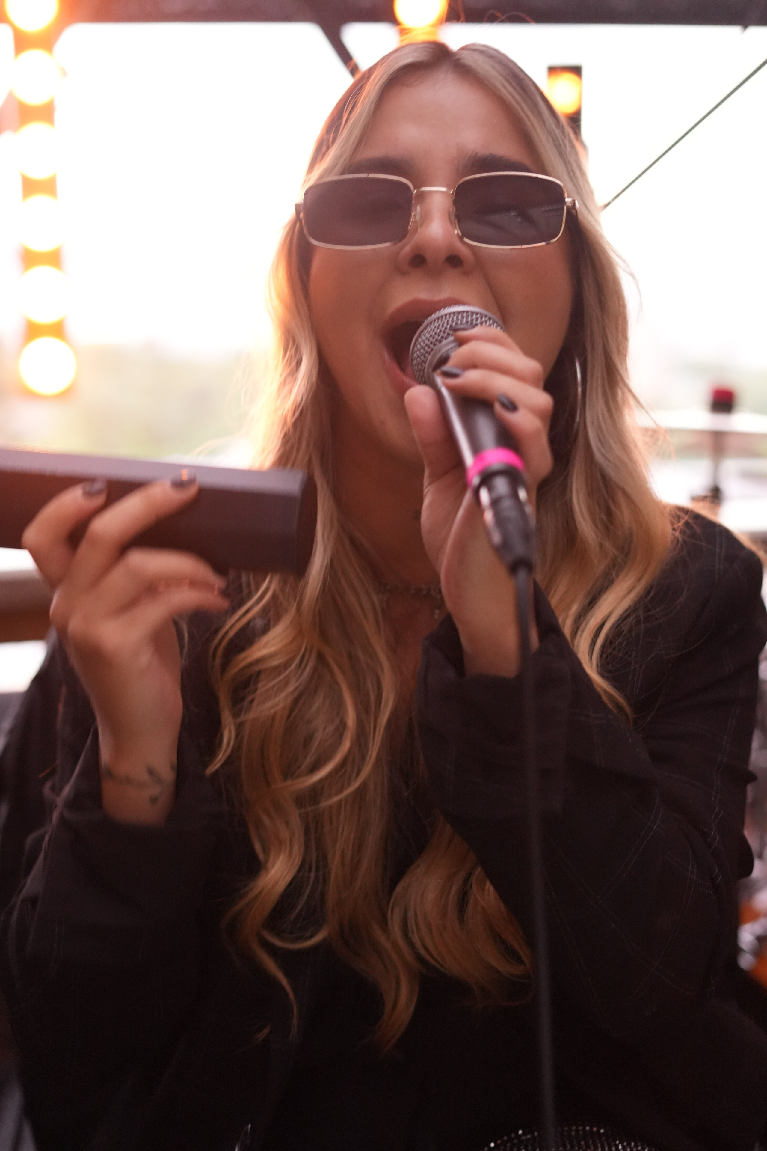 Olivia and Zack / 1 wedding day. Wedding Photographer in Barcelona and Medellin