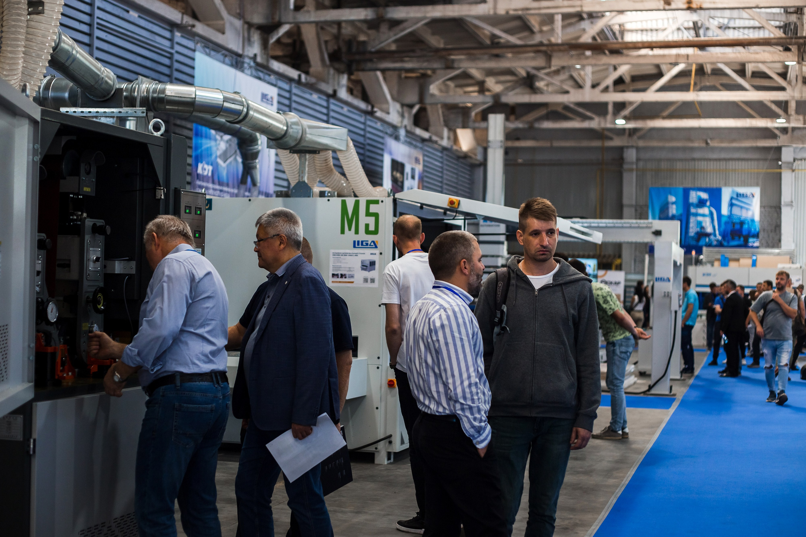 Выставка ТЕСТ-ДРАЙВ.МЕБЕЛЬНОЕ ПРОИЗВОДСТВО И ДЕРЕВООБРАБОТКА. БРЯНСК 2023. Портретный, семейный, свадебный фотограф в Брянске Маргарита Василькова