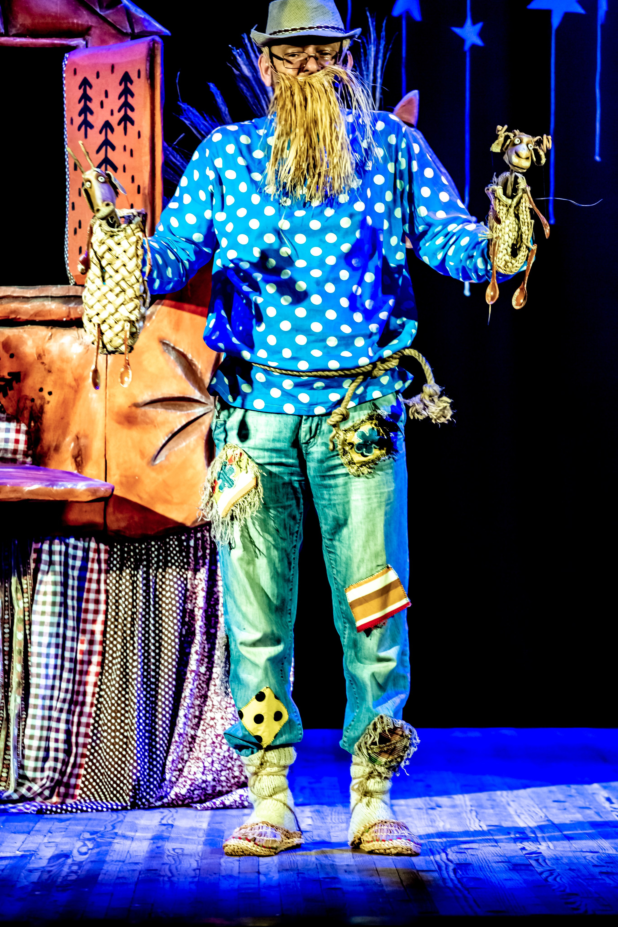 Лапотные сказки спектакль театра Саквояж. Фотограф в Сочи Юрий Шептаев