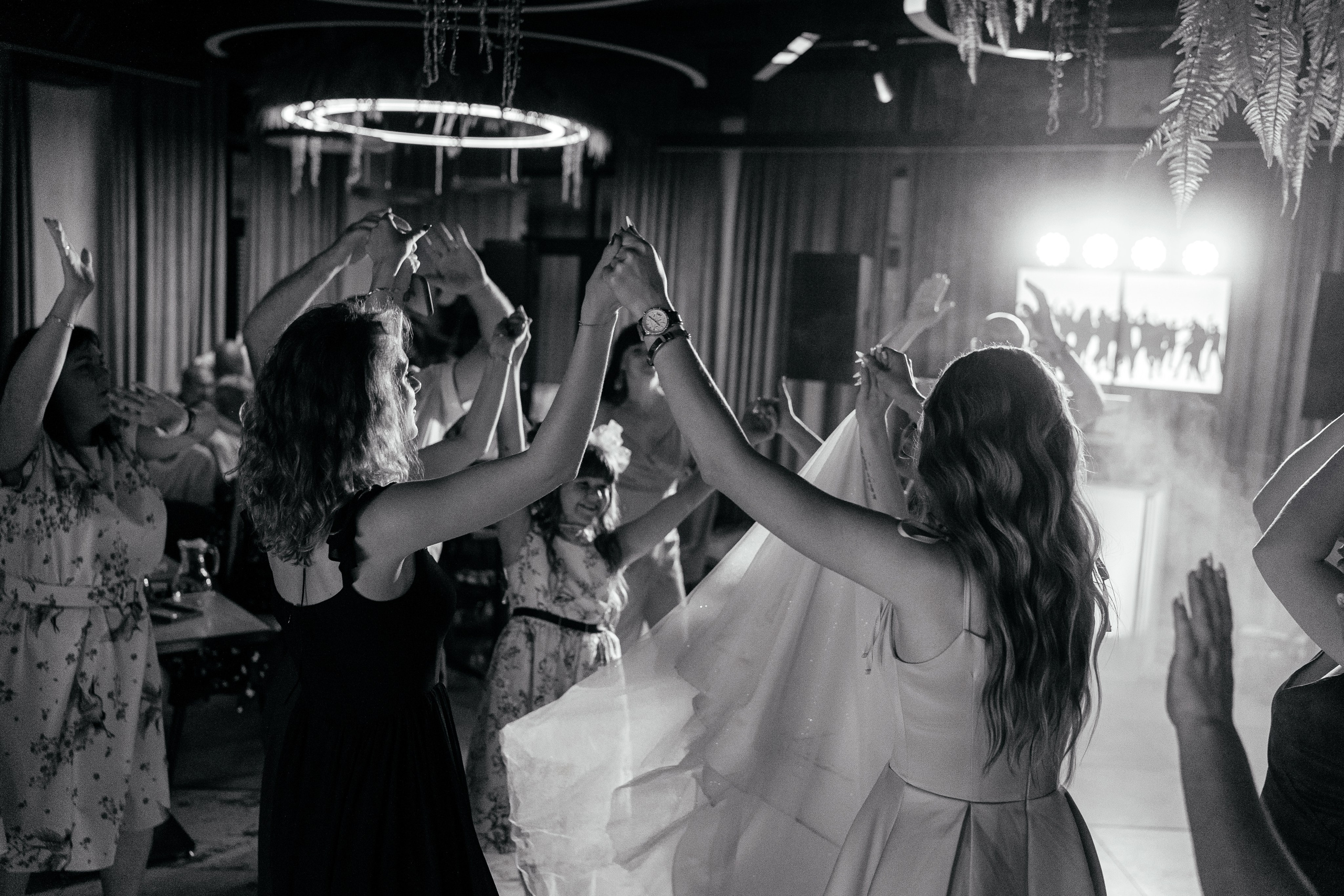 Свадебный и семейный фотограф в Алексеевке Марина Купреева