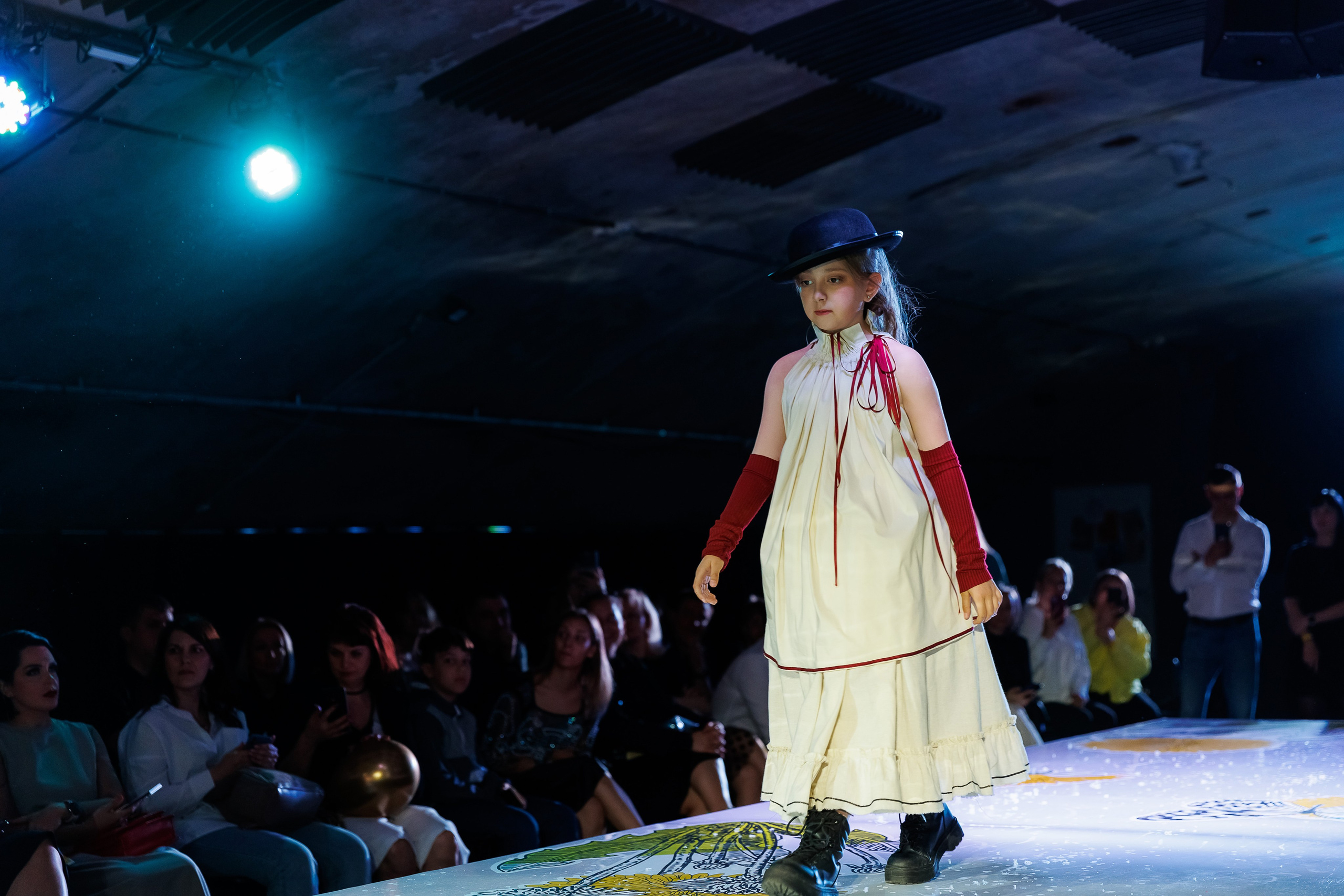 Показ Надежды Шибиной от журнала «Жираf». Фотограф Новосибирск — Наталья Гресь