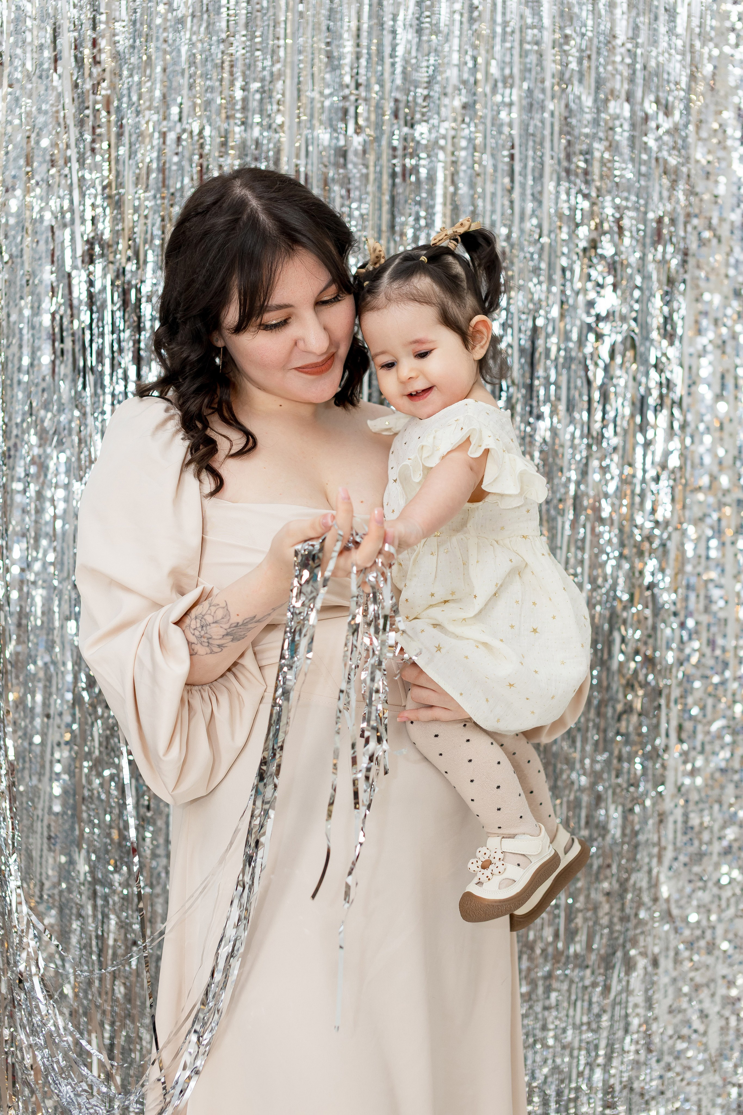 Ксения с малышкой. Свадебный и семейный фотограф в Каспийске Алёна Нурмагомедова