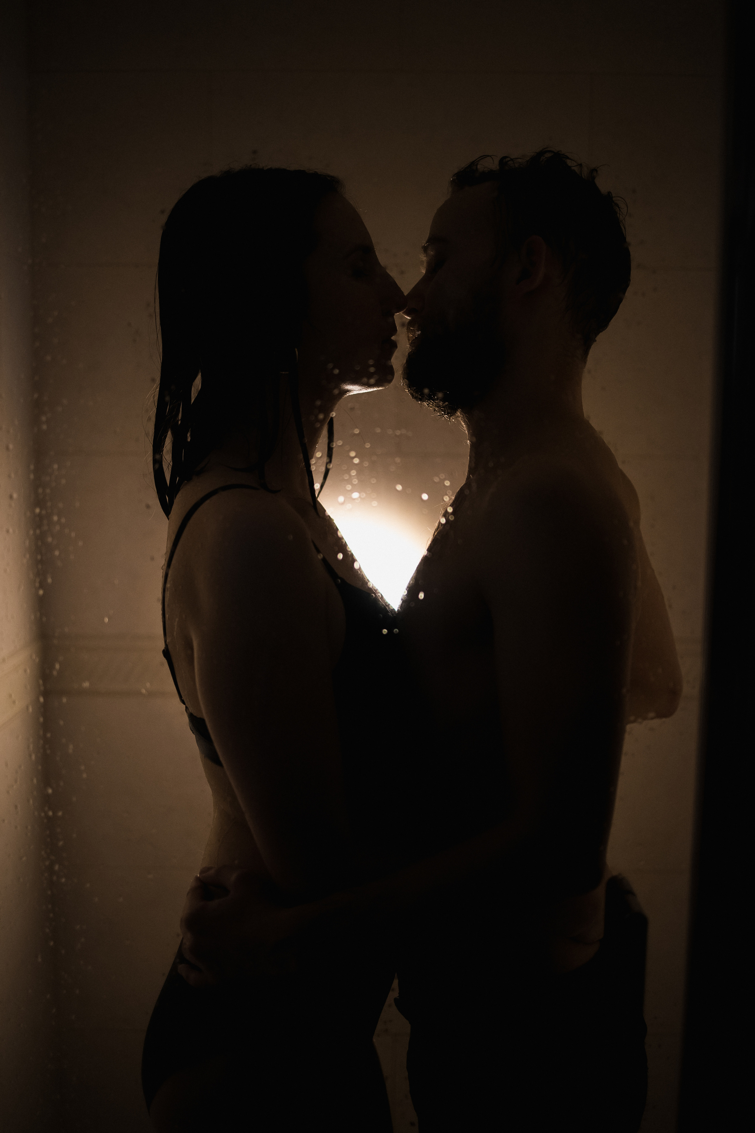 Они думали будет скучно, но я засунул их в душевую кабину🙈. Алексей Зараковский. Свадебный и портретный фотограф в Туле