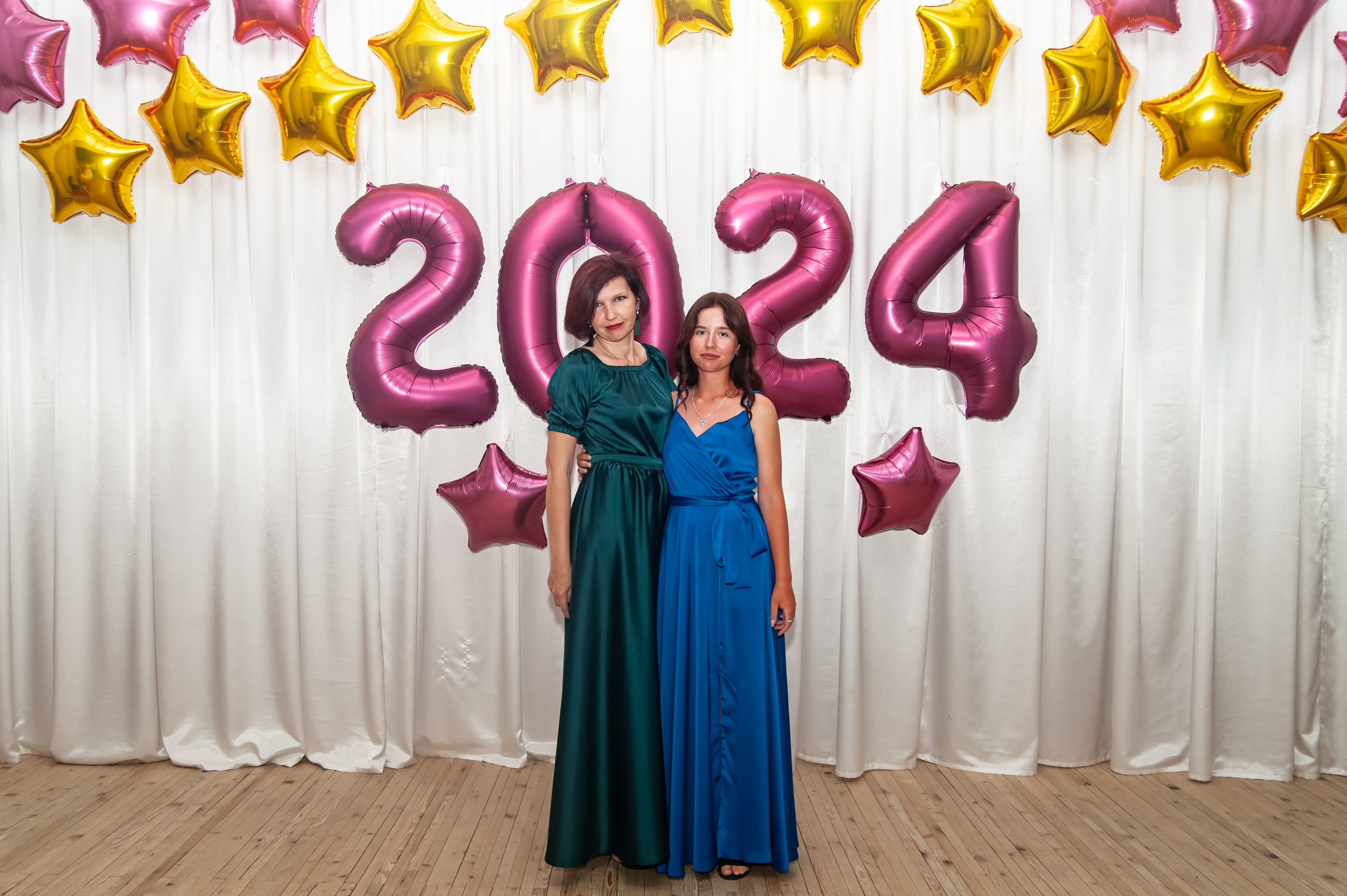 Выпускной МАОУ СОШ № 17 им. Эдуарда Есаяна. Свадебный и семейный фотограф Денис Лукьянов в Краснодаре, Краснодарском крае и Республике Крым