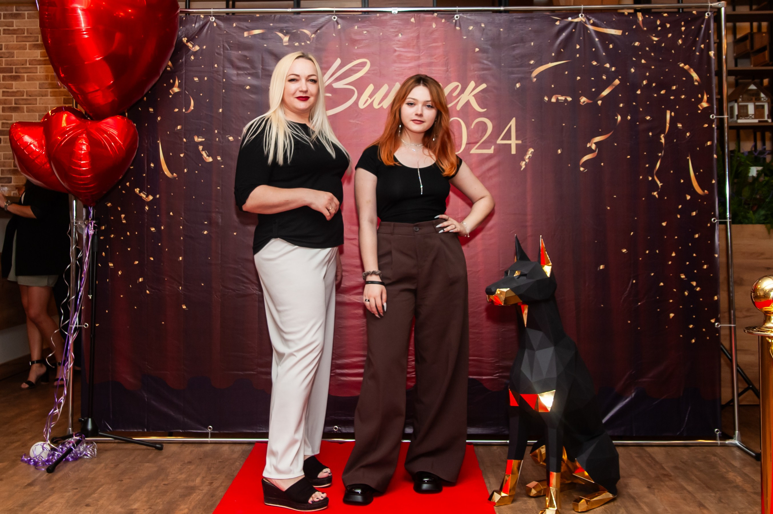 Выпускной МАОУ СОШ № 17 им. Эдуарда Есаяна. Свадебный и семейный фотограф Денис Лукьянов в Краснодаре, Краснодарском крае и Республике Крым