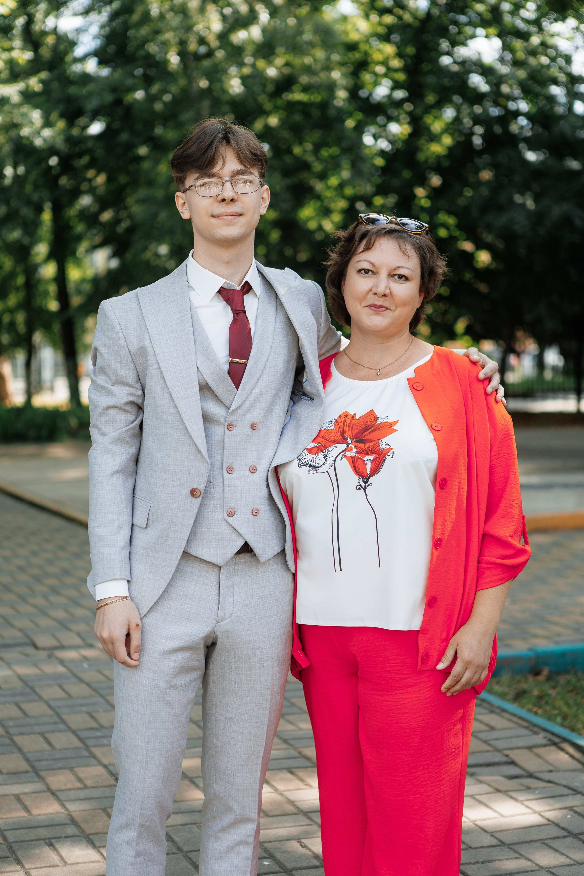 Выпускной Гимназия 12 2024 г. Свадебный и портретный Фотограф в Липецке Дмитрий Котюков