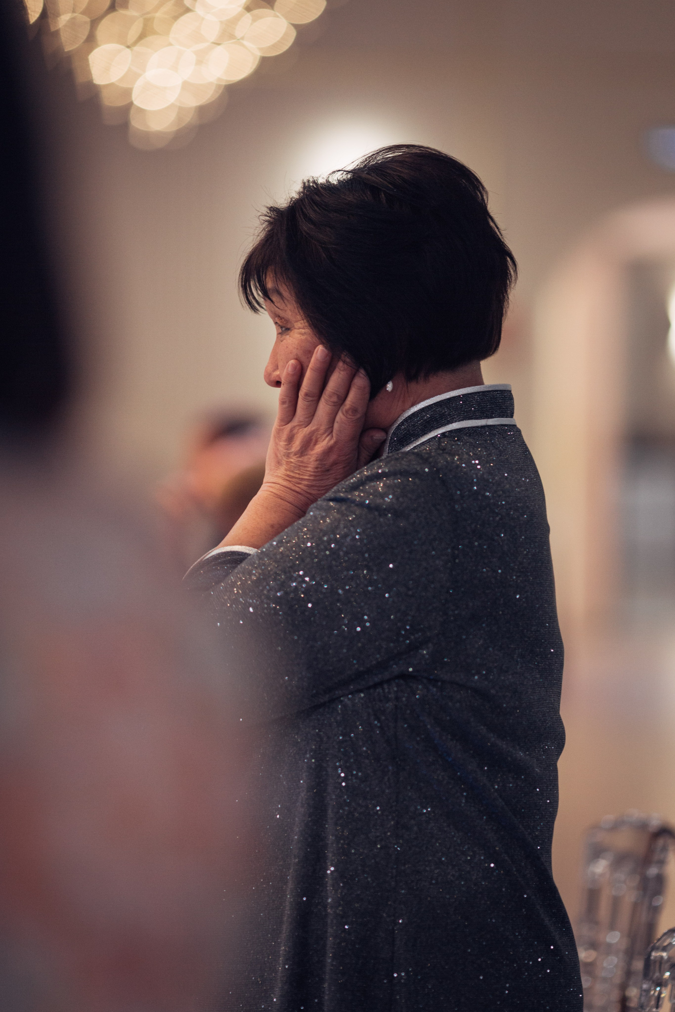 День рождения Любови в ресторане «Бурятия» — фотоотчёт праздника. Репортажный фотограф на дни рождения и юбилеи в Улан-Удэ — Алексей Раднаев