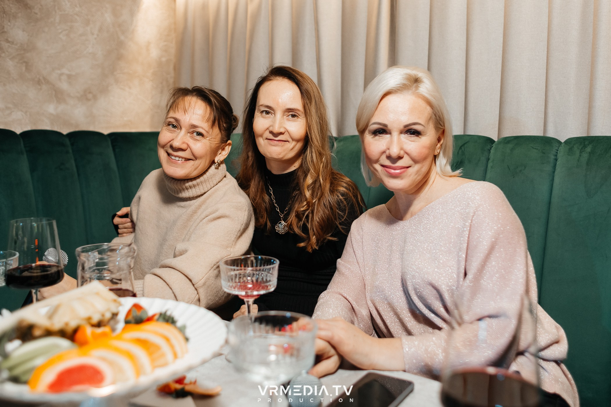 Открытие караоке-зала в «Империи»