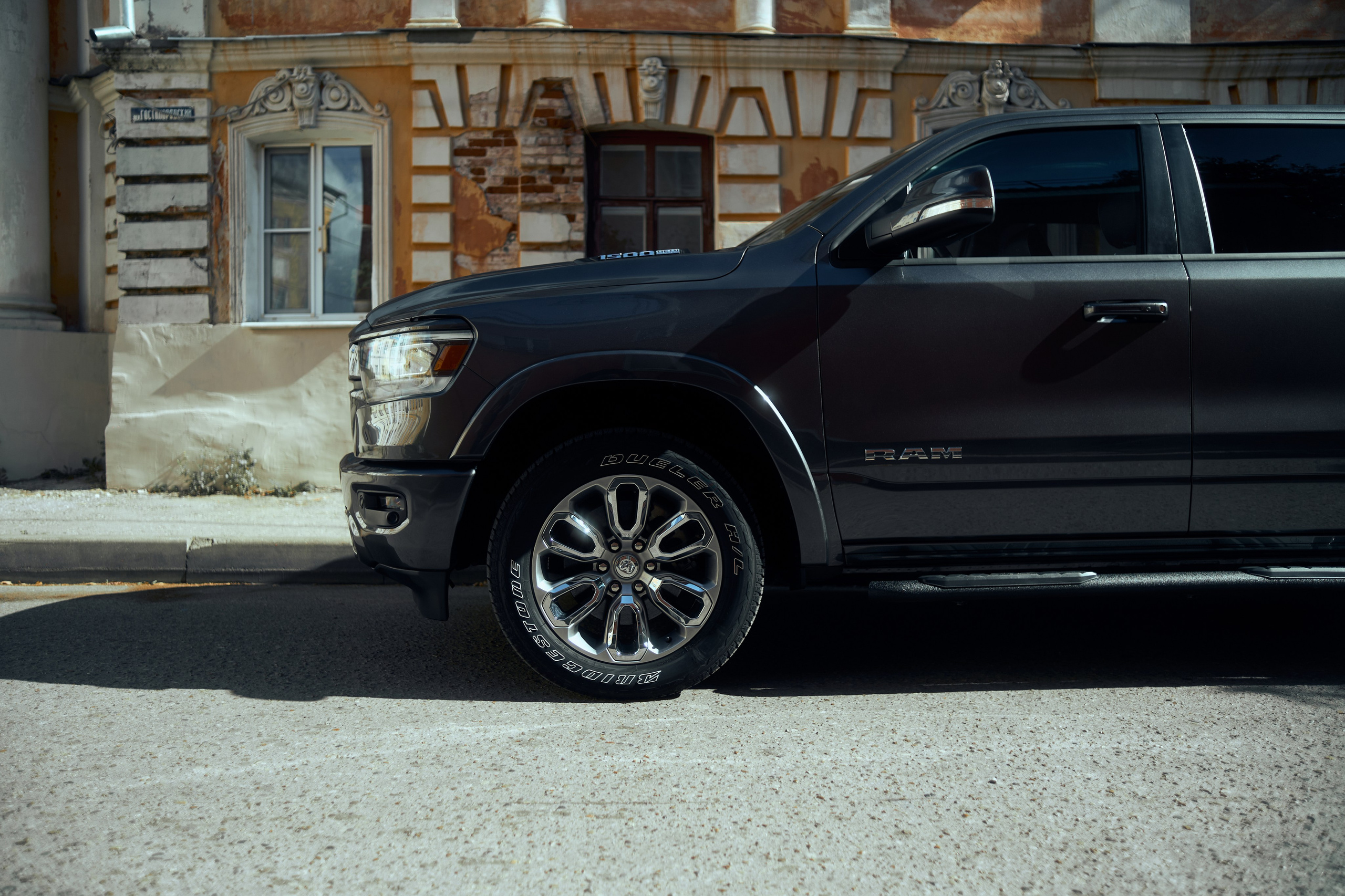 Фотографии RAM 1500 Laramie