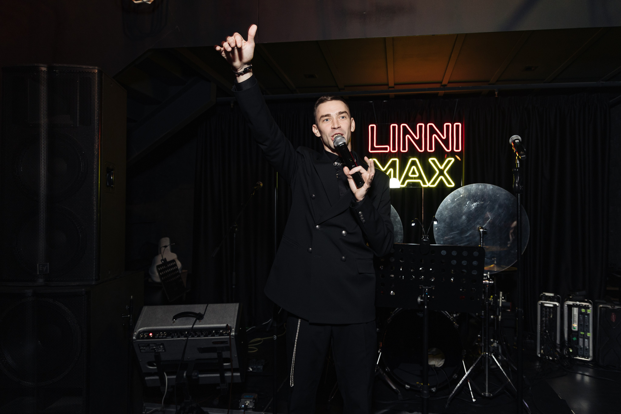 LINNI MAX. Репортажной фотограф в Москве Мария Астахова