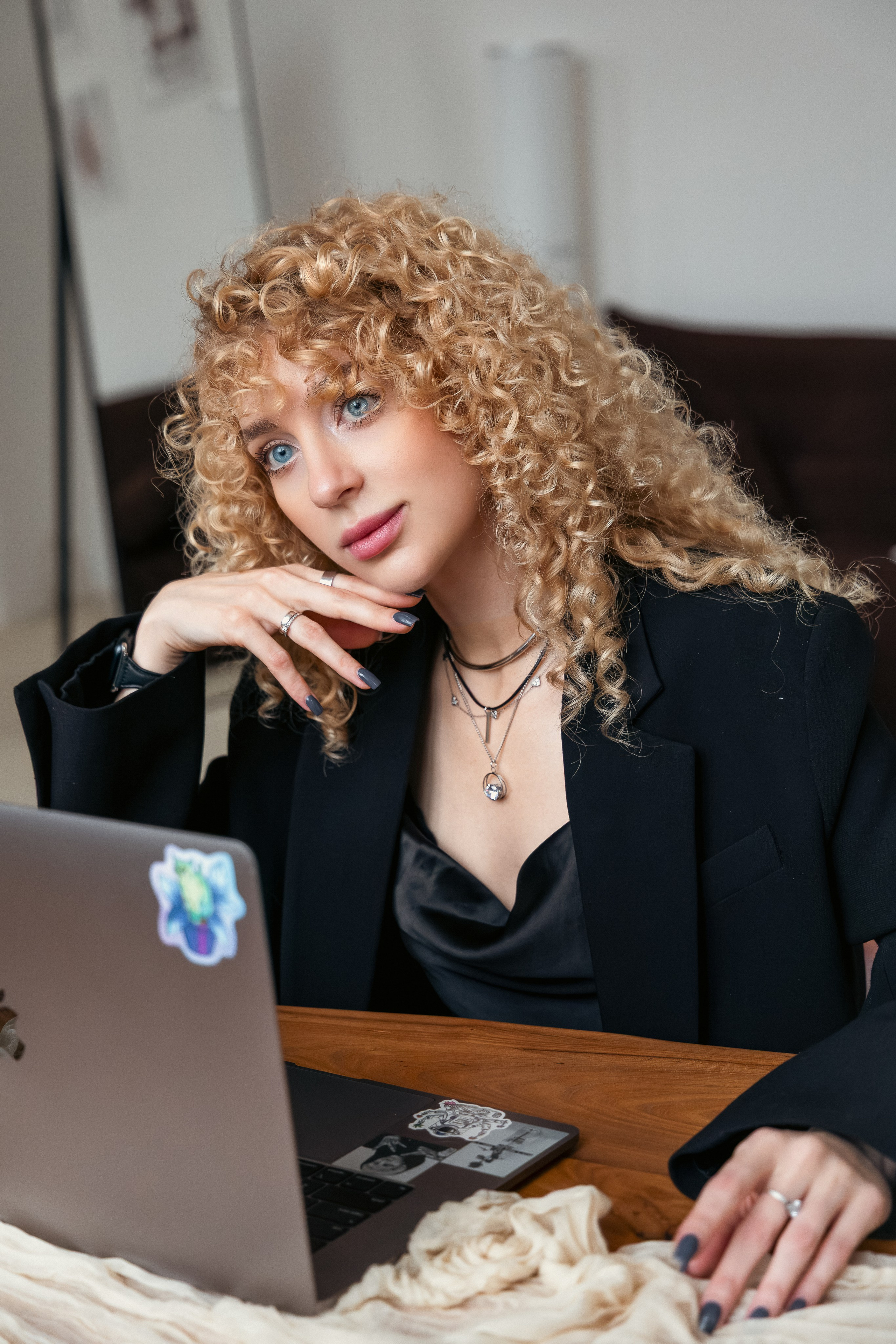 Алиса в стране недвижимости. Фотограф Санкт-Петербурга