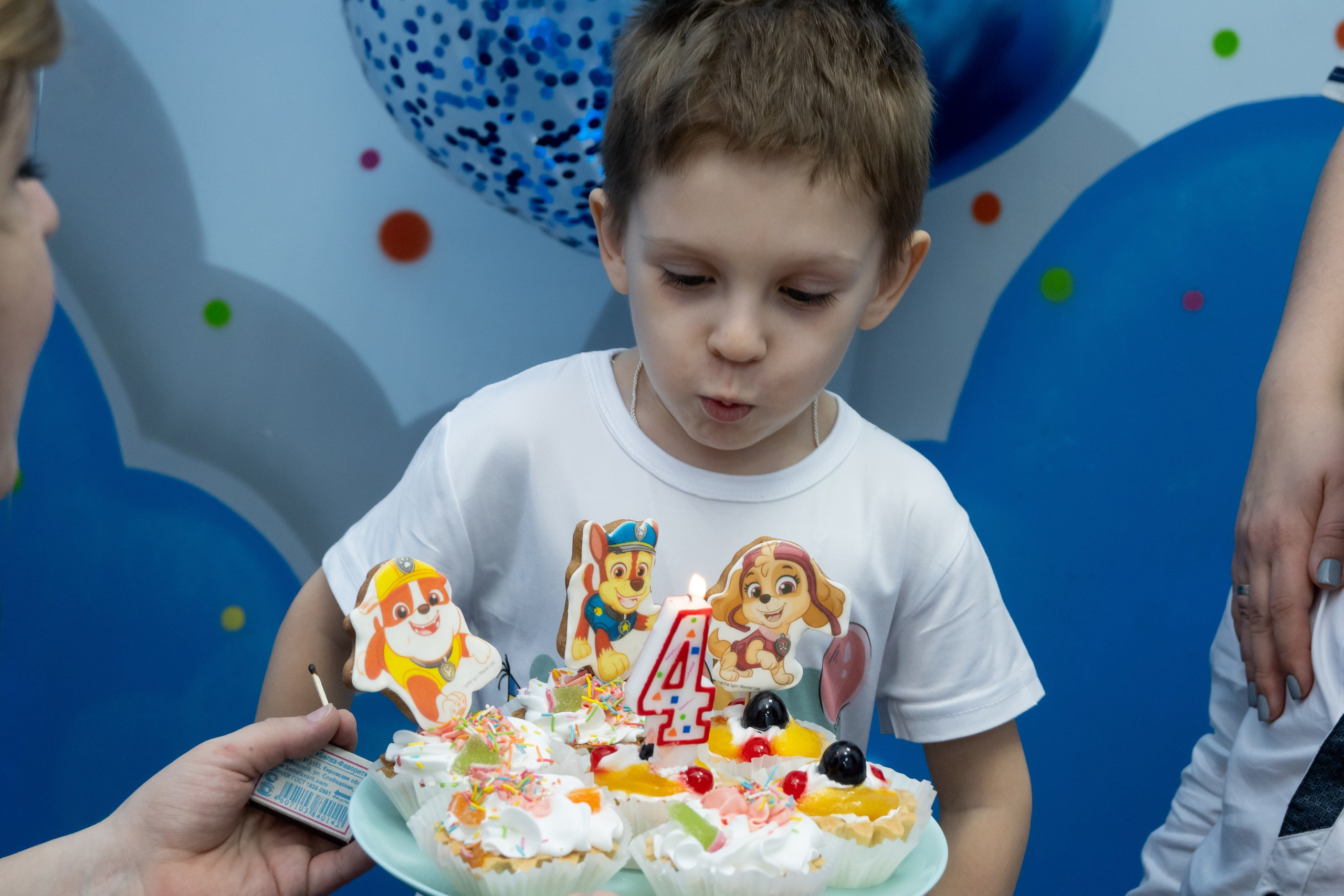 Маленький именинник в игровой комнате. Фотограф и видеограф в Москве Анна Матюхина