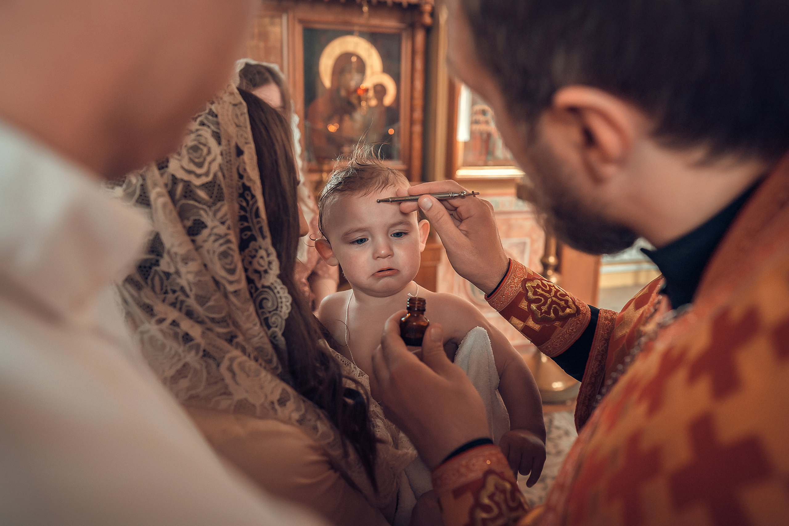 Крещение Артура, Храм Пресвятой Богородицы в п. Березовка. Фотограф на Крещение и Венчание в Красноярске Рамазанова Юлия