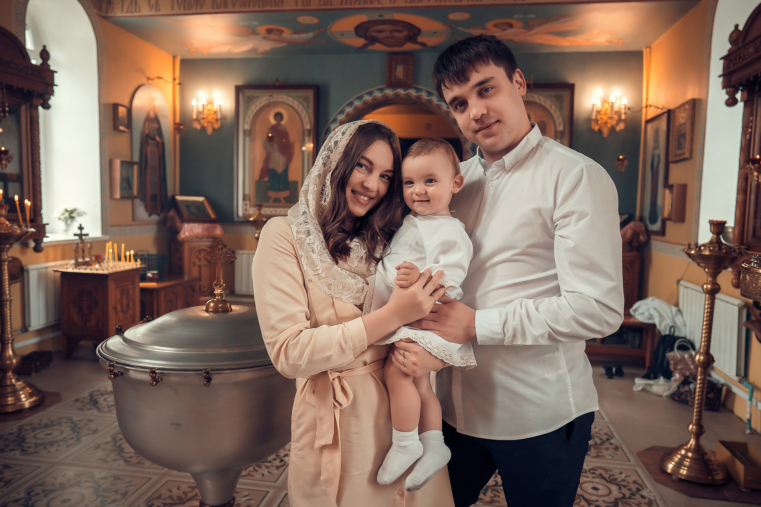 Крещение Артура, Храм Пресвятой Богородицы в п. Березовка. Фотограф на Крещение и Венчание в Красноярске Рамазанова Юлия