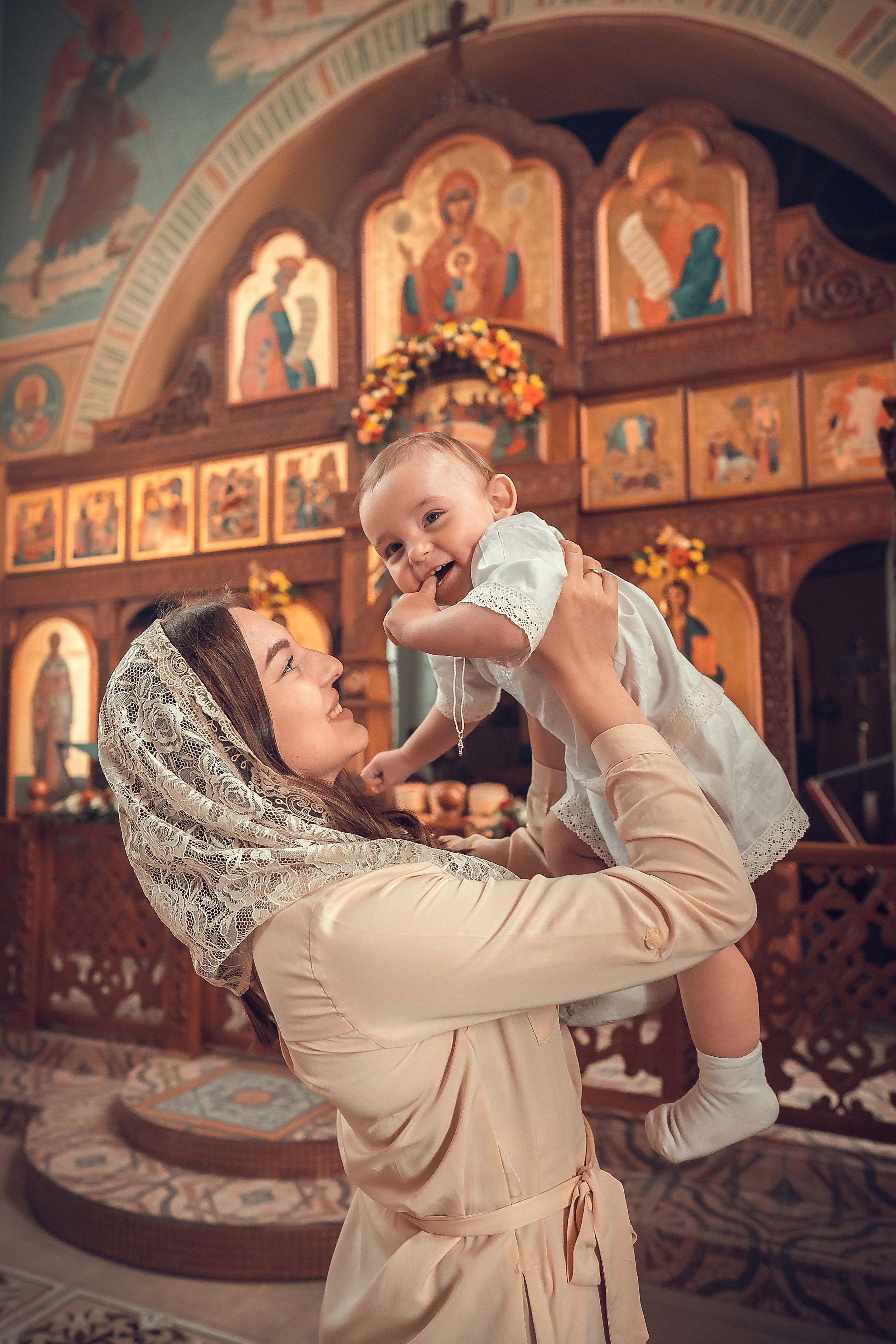 Крещение Артура, Храм Пресвятой Богородицы в п. Березовка. Фотограф на Крещение и Венчание в Красноярске Рамазанова Юлия