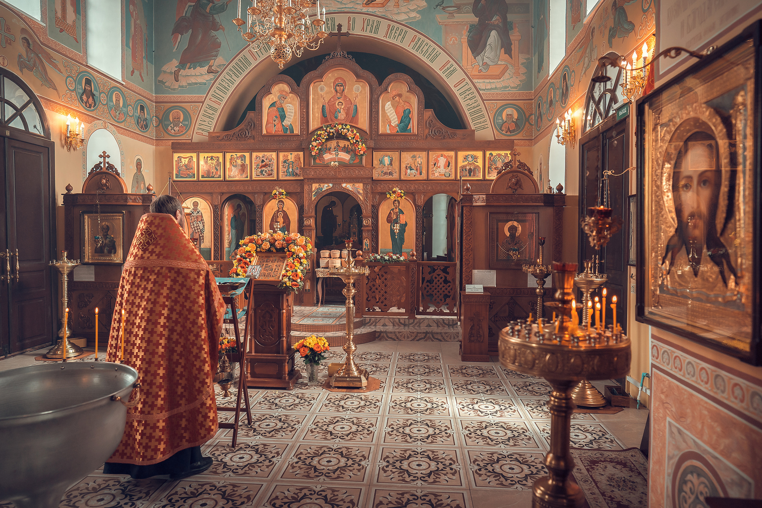 Крещение Артура, Храм Пресвятой Богородицы в п. Березовка. Фотограф на Крещение и Венчание в Красноярске Рамазанова Юлия