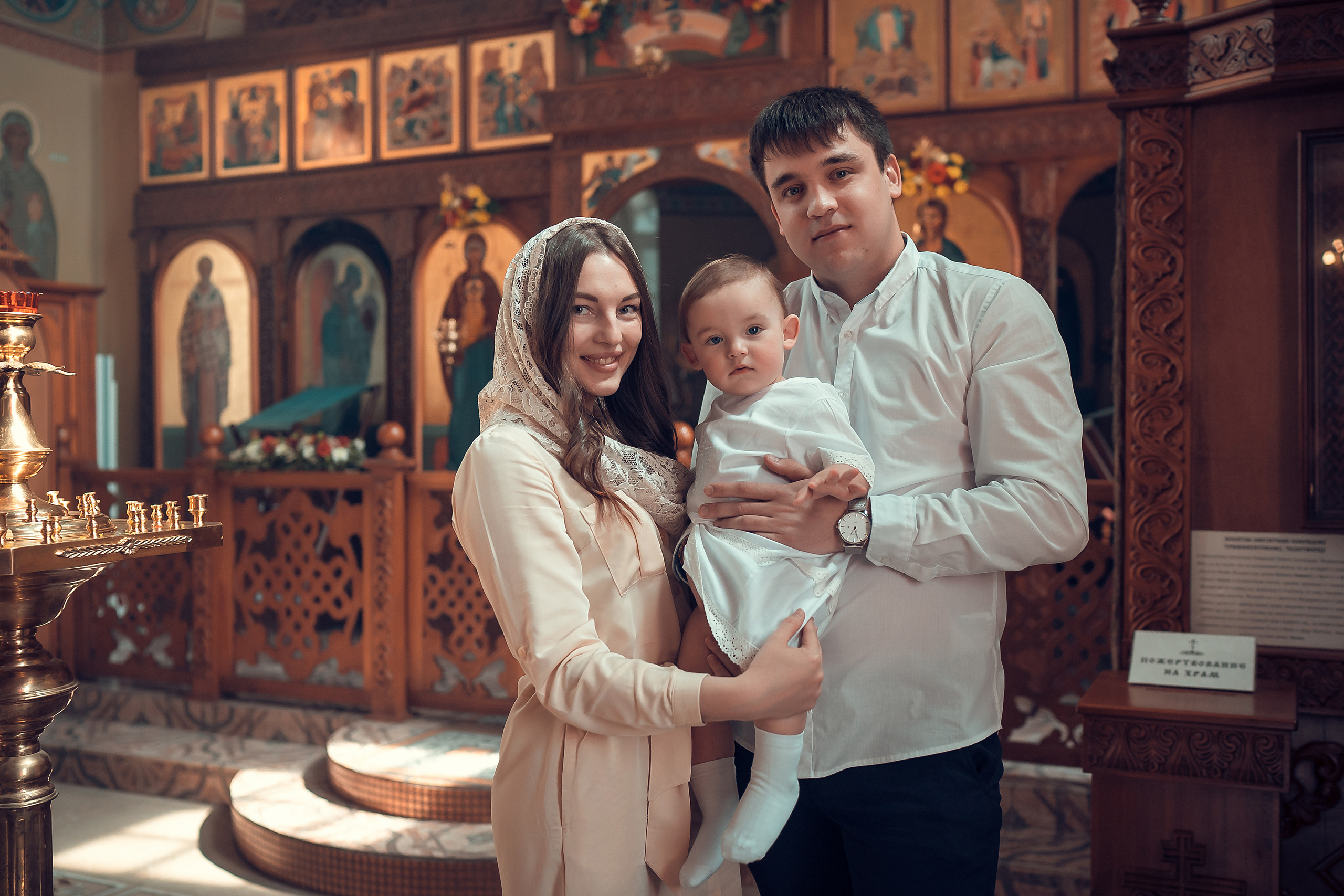 Крещение Артура, Храм Пресвятой Богородицы в п. Березовка. Фотограф на Крещение и Венчание в Красноярске Рамазанова Юлия