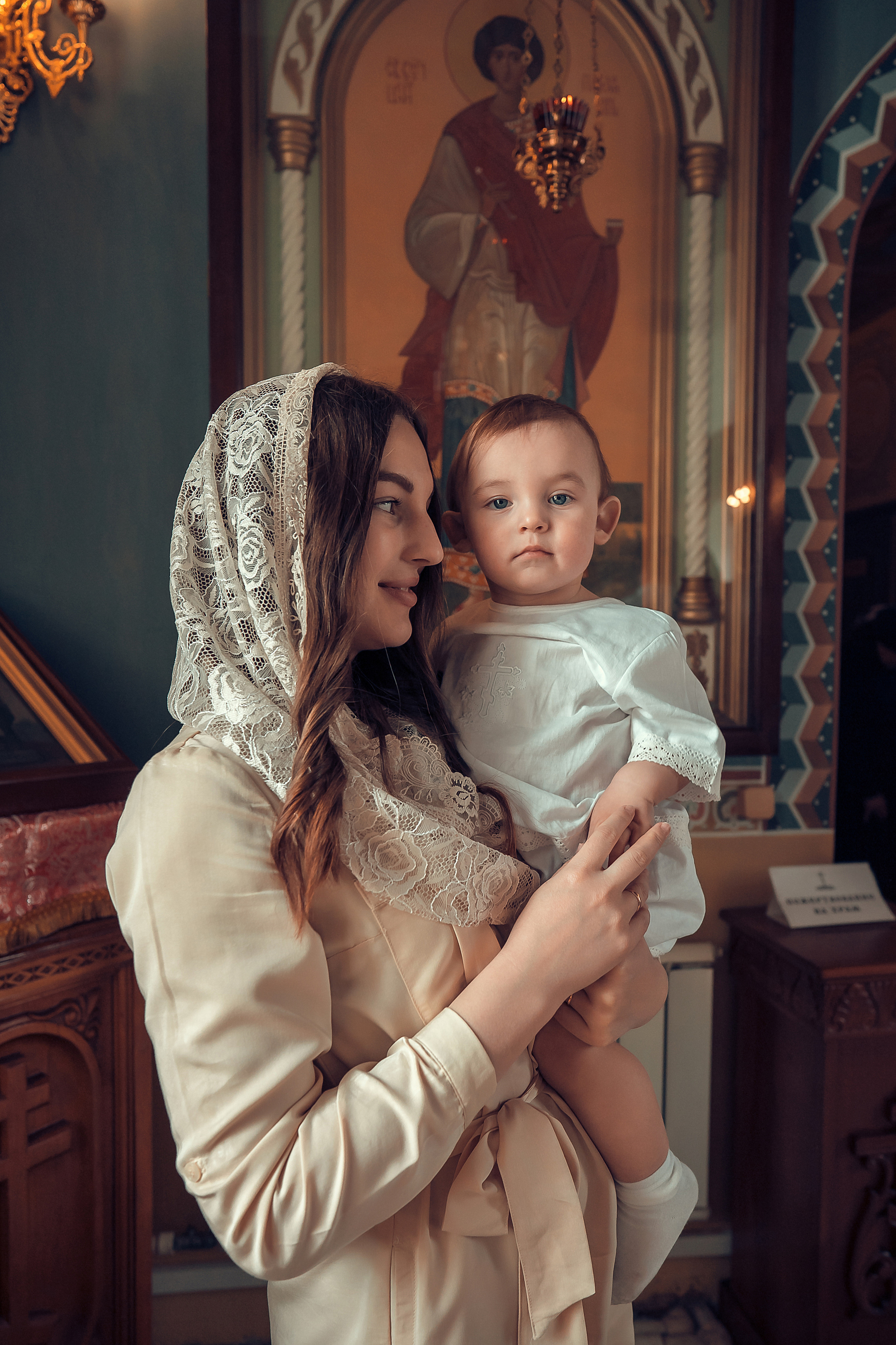 Крещение Артура, Храм Пресвятой Богородицы в п. Березовка. Фотограф на Крещение и Венчание в Красноярске Рамазанова Юлия