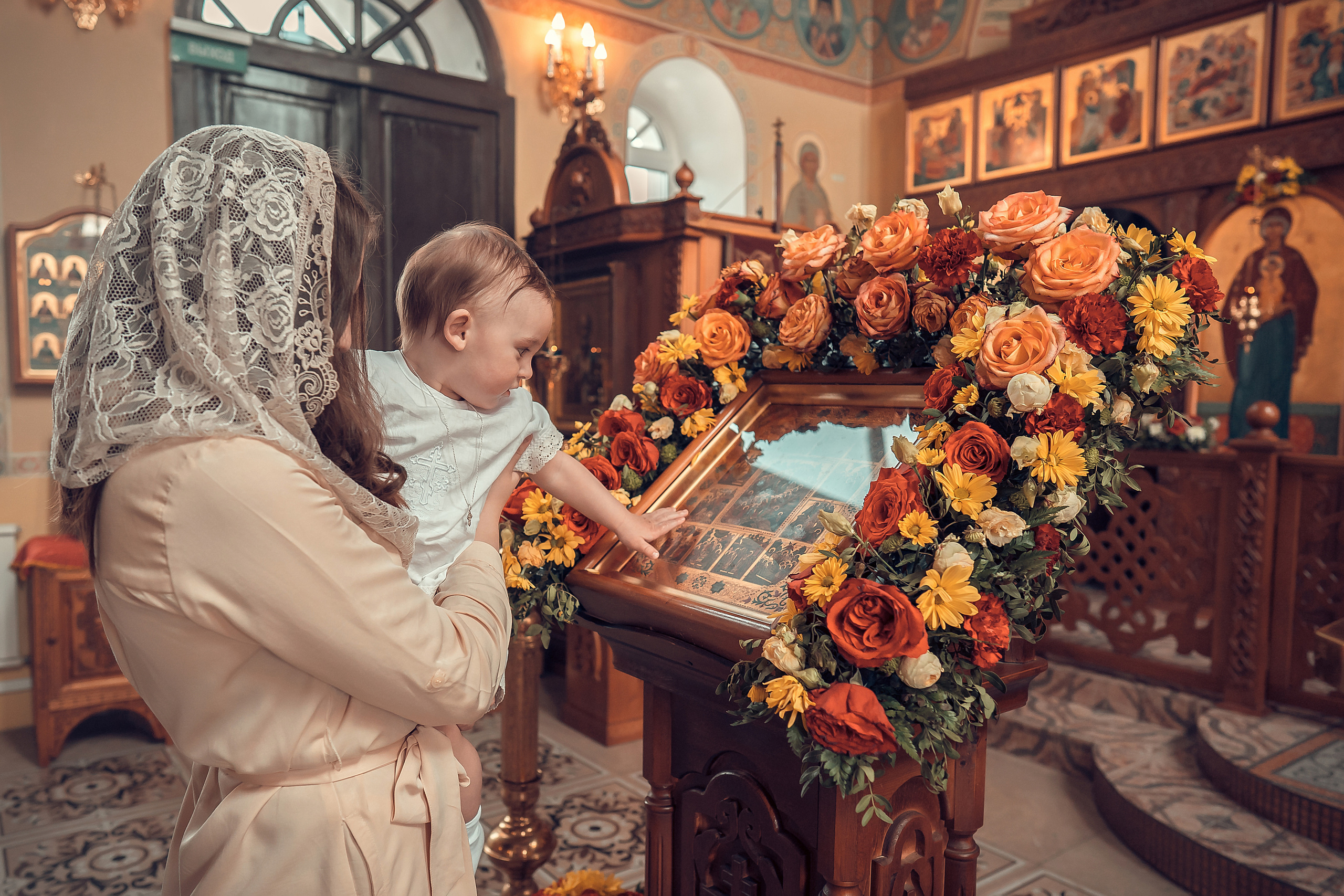 Крещение Артура, Храм Пресвятой Богородицы в п. Березовка. Фотограф на Крещение и Венчание в Красноярске Рамазанова Юлия