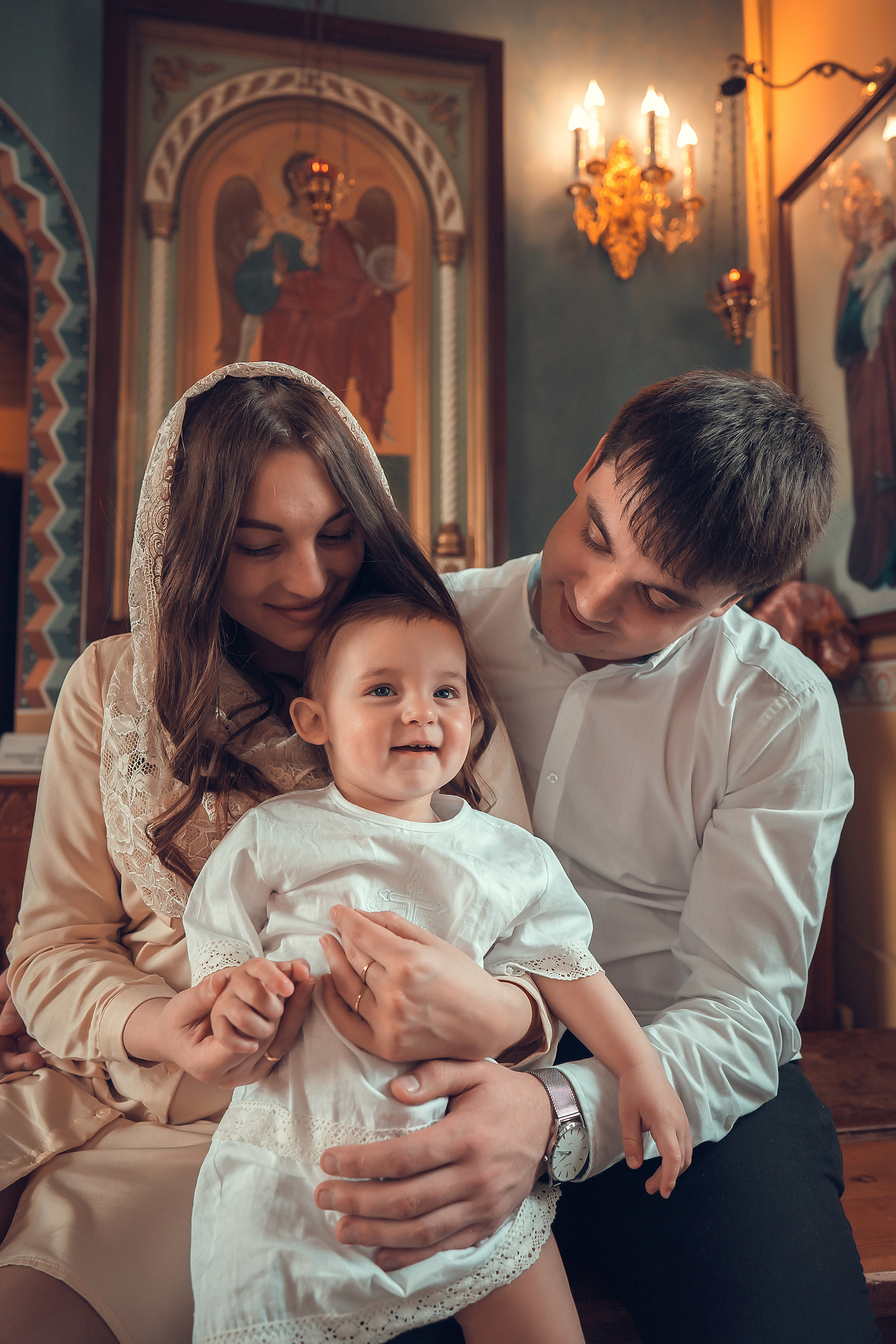 Крещение Артура, Храм Пресвятой Богородицы в п. Березовка. Фотограф на Крещение и Венчание в Красноярске Рамазанова Юлия