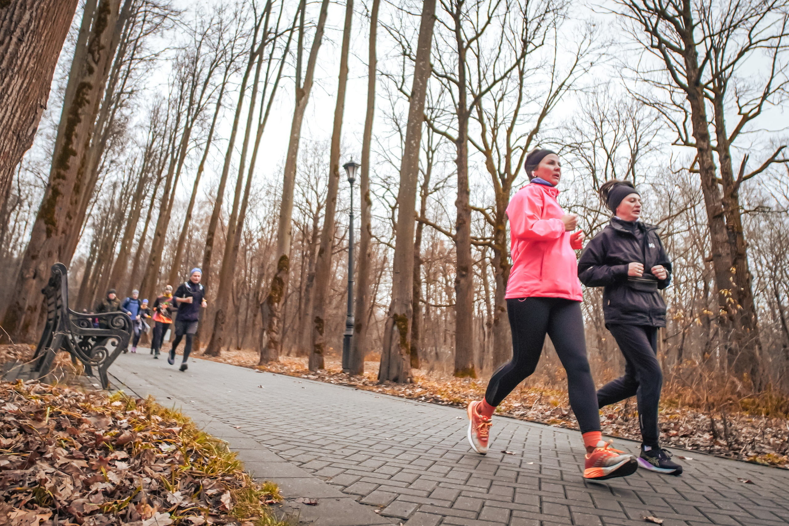 #марафонудома #яuzarun 2024 2-я петля, группа 6:30. Роман Капилюшов. Бег. Фото. Видео. г. Люберцы